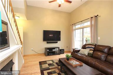 GLADE AT HUNTERS WOODS - Residential Lease