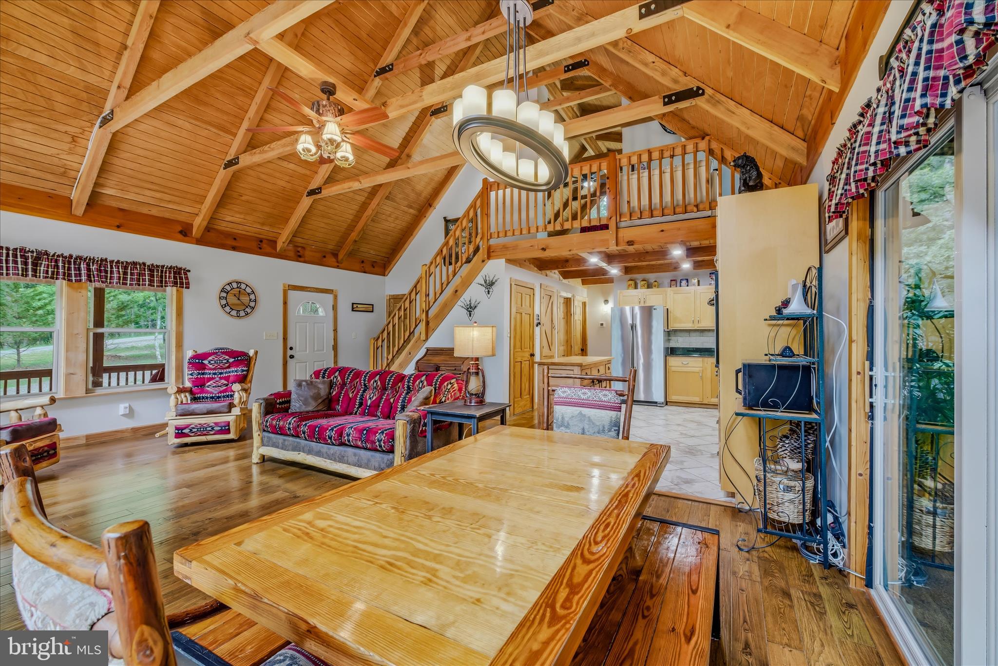RIVER RIDGE - Residential
