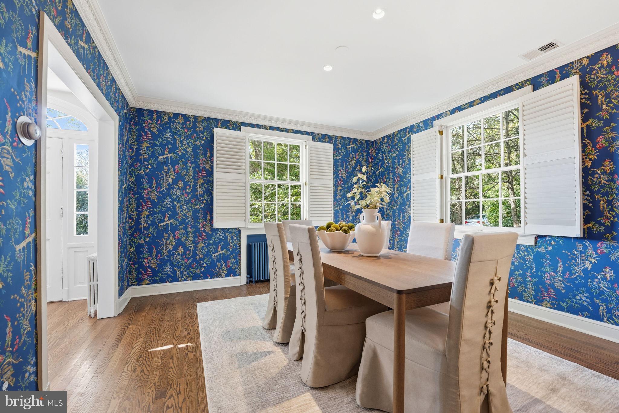 COUNTRY CLUB HILLS - Residential