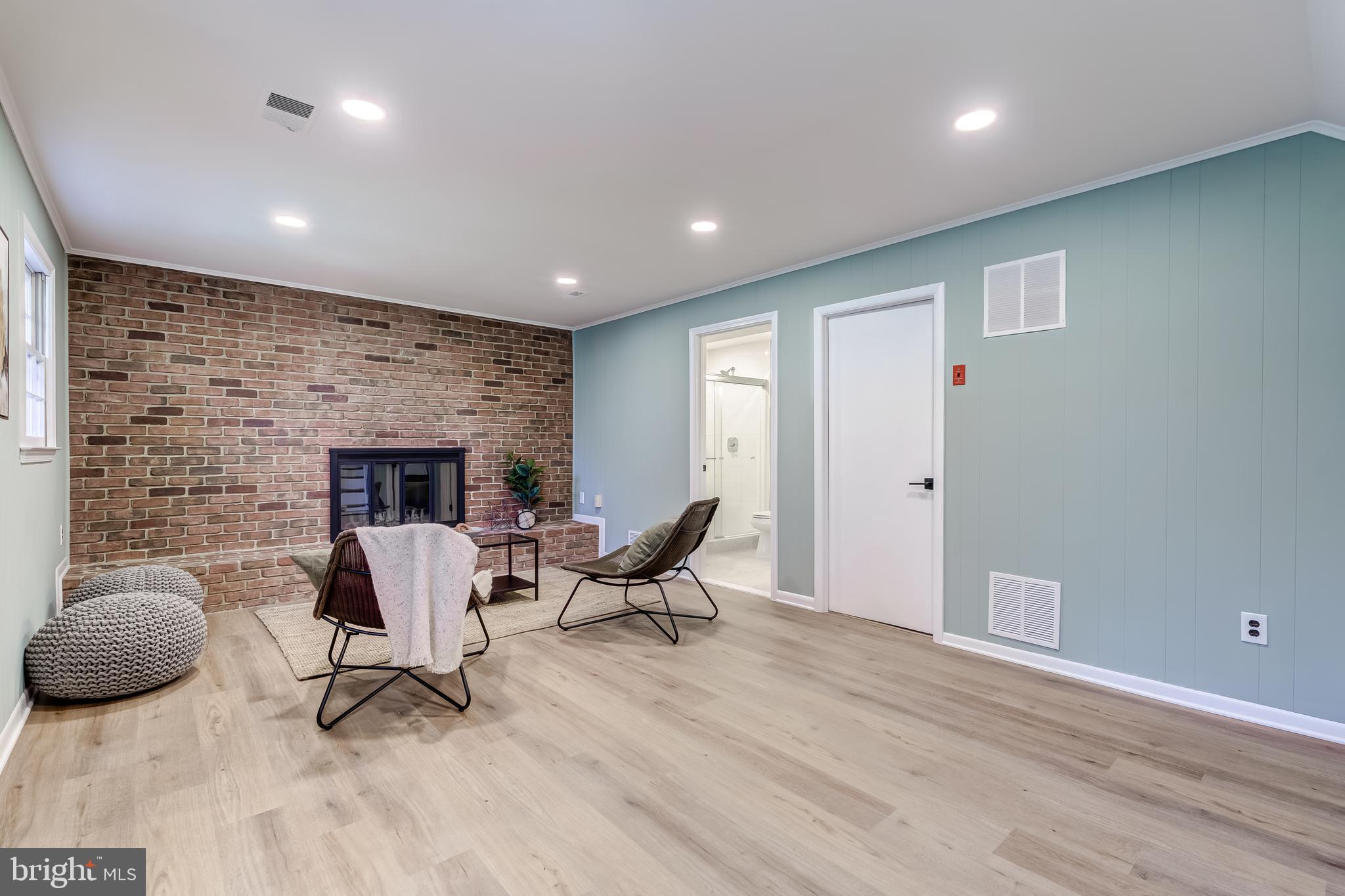 BRIARWOOD - Residential