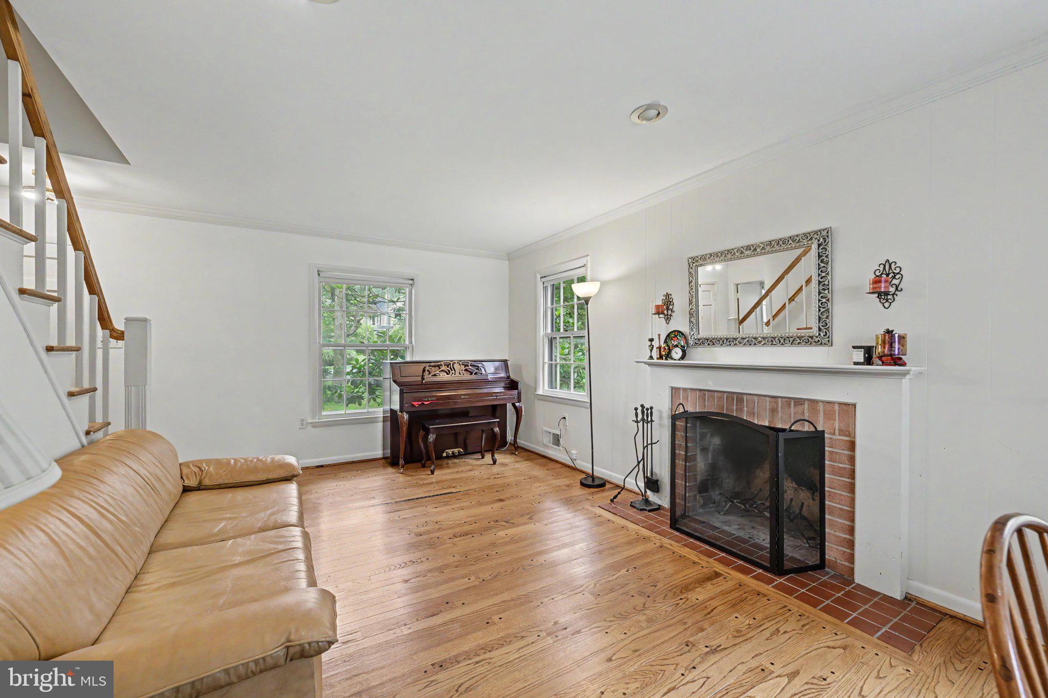 GAITHERSBURG OUTSIDE - Residential