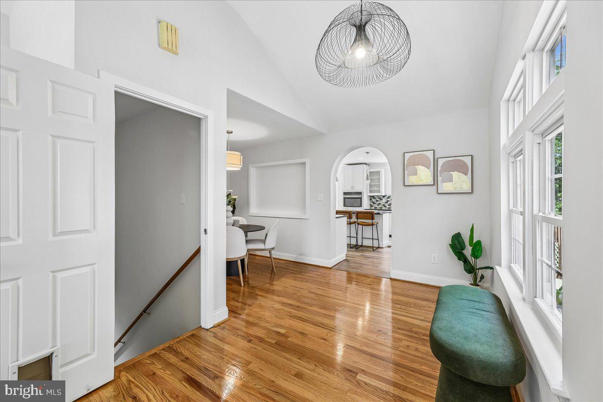 SILVER SPRING - Residential