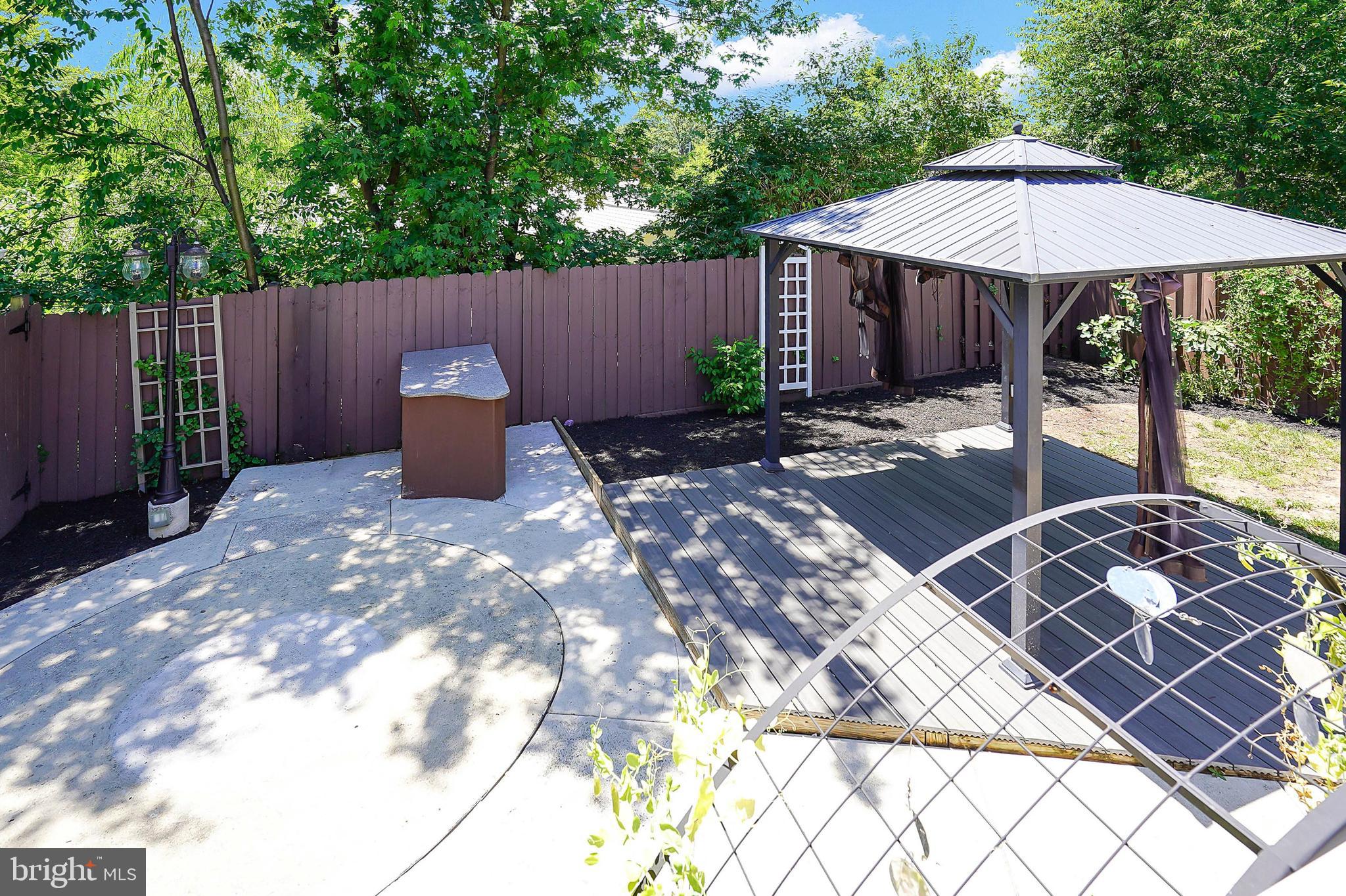 SILVER SPRING - Residential