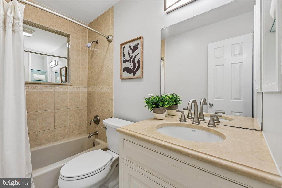 SILVER SPRING - Residential
