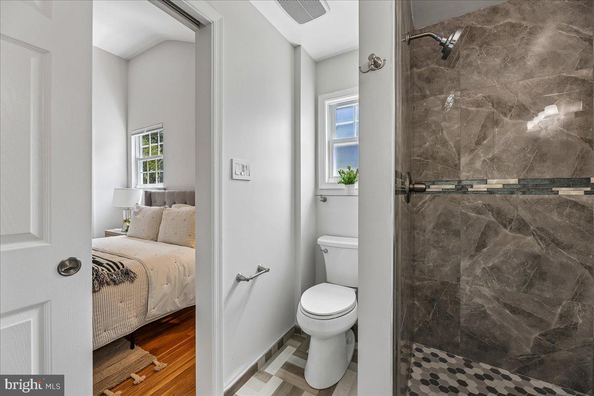 SILVER SPRING - Residential
