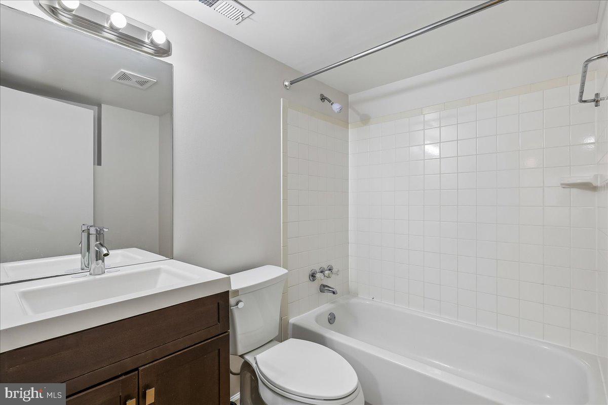 SILVER SPRING - Residential
