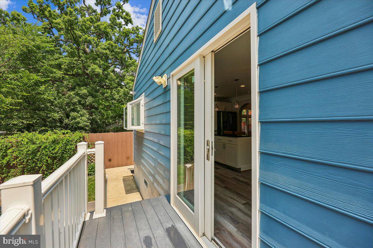 SILVER SPRING - Residential