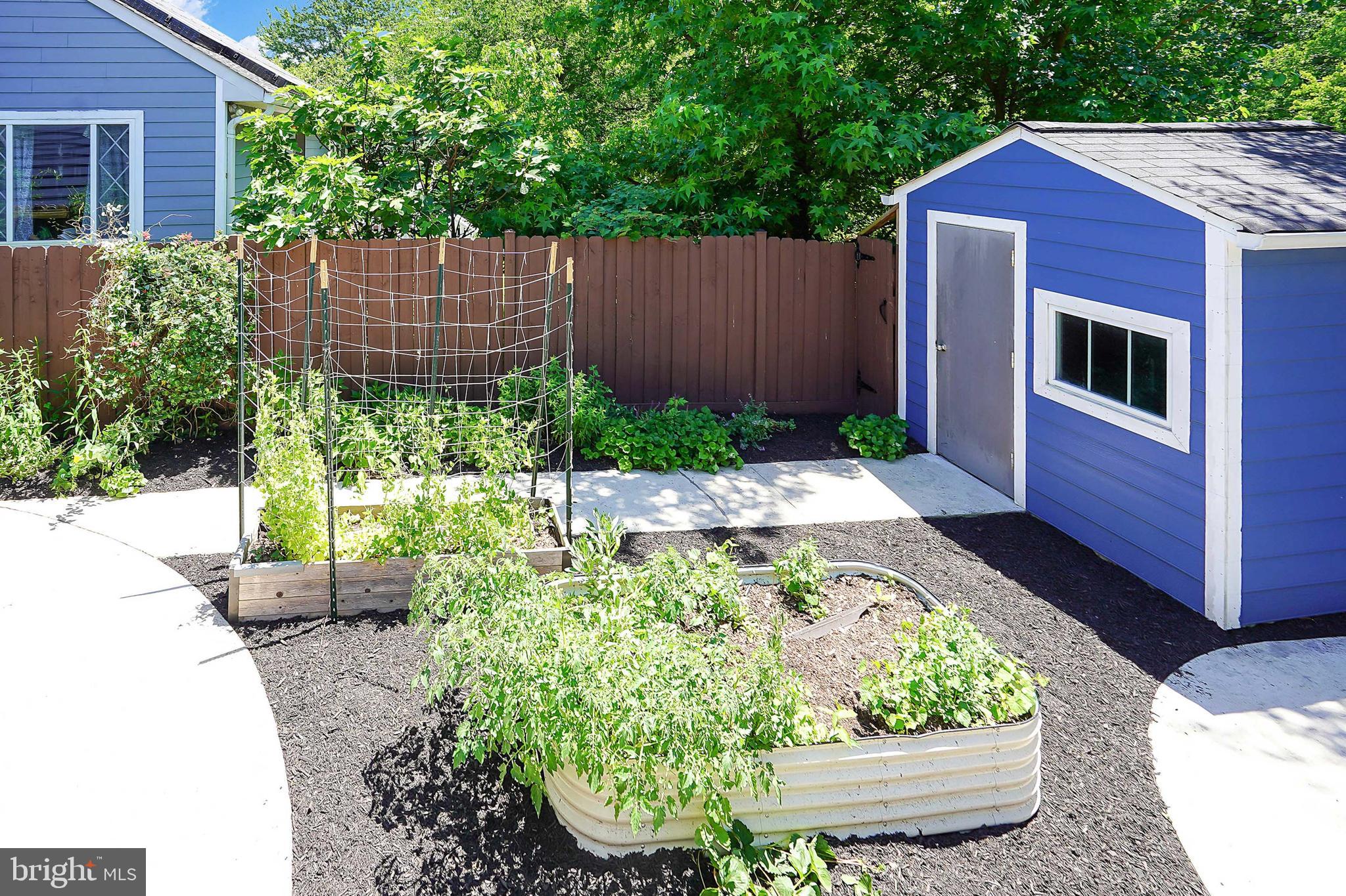 SILVER SPRING - Residential