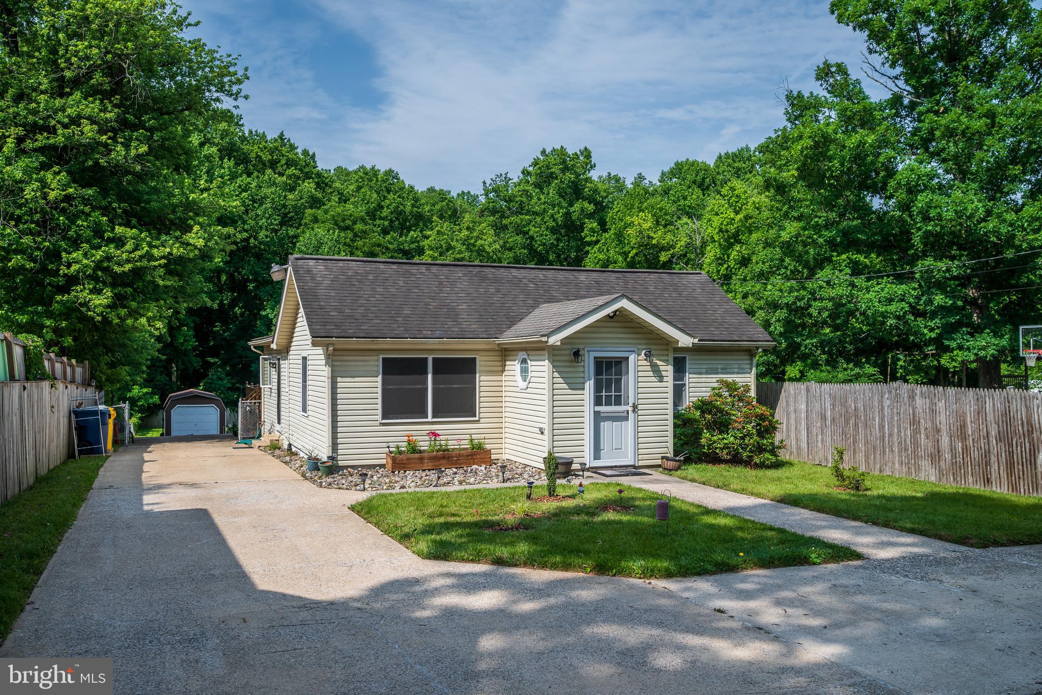 CHAMPION FOREST - Residential