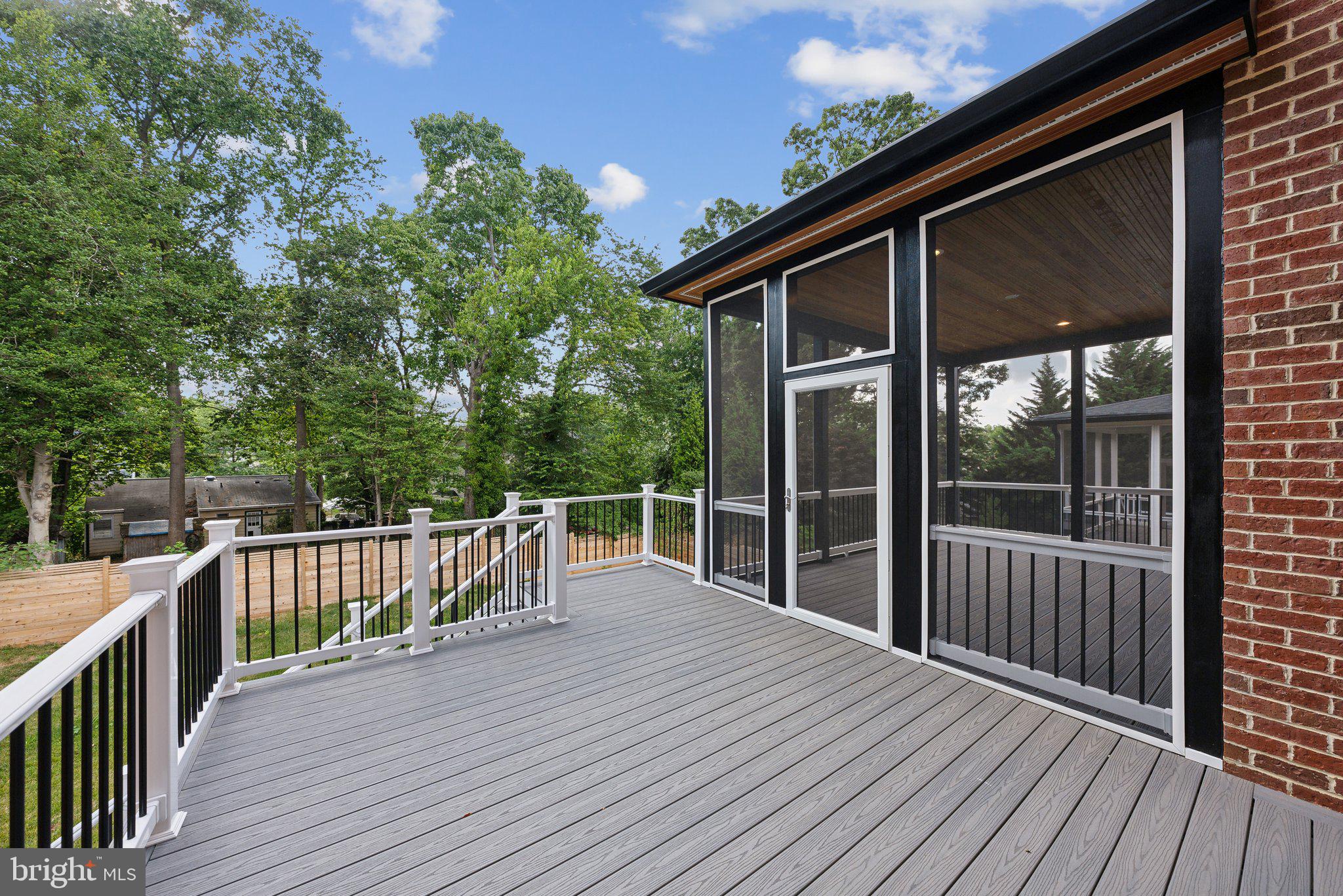 CHURCHILL - Residential