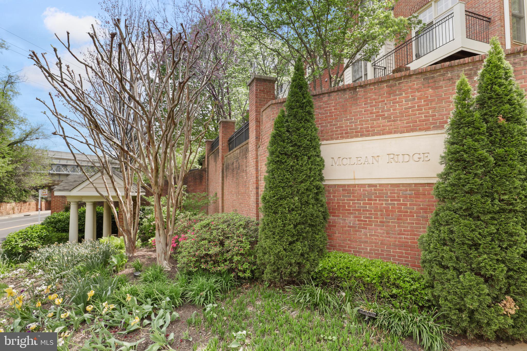 HUNTING RIDGE - Residential