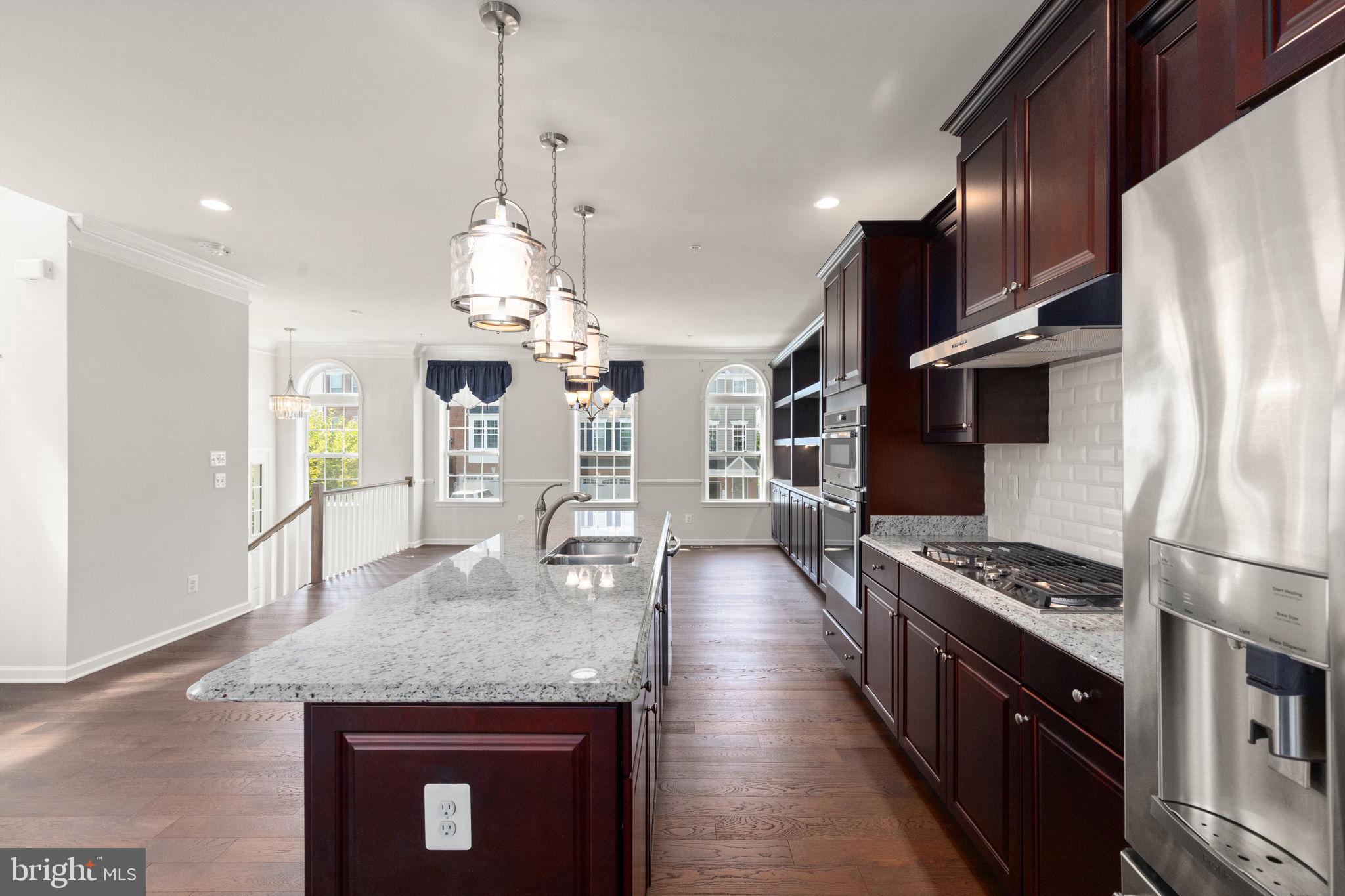 LAUREL RIDGE - Residential