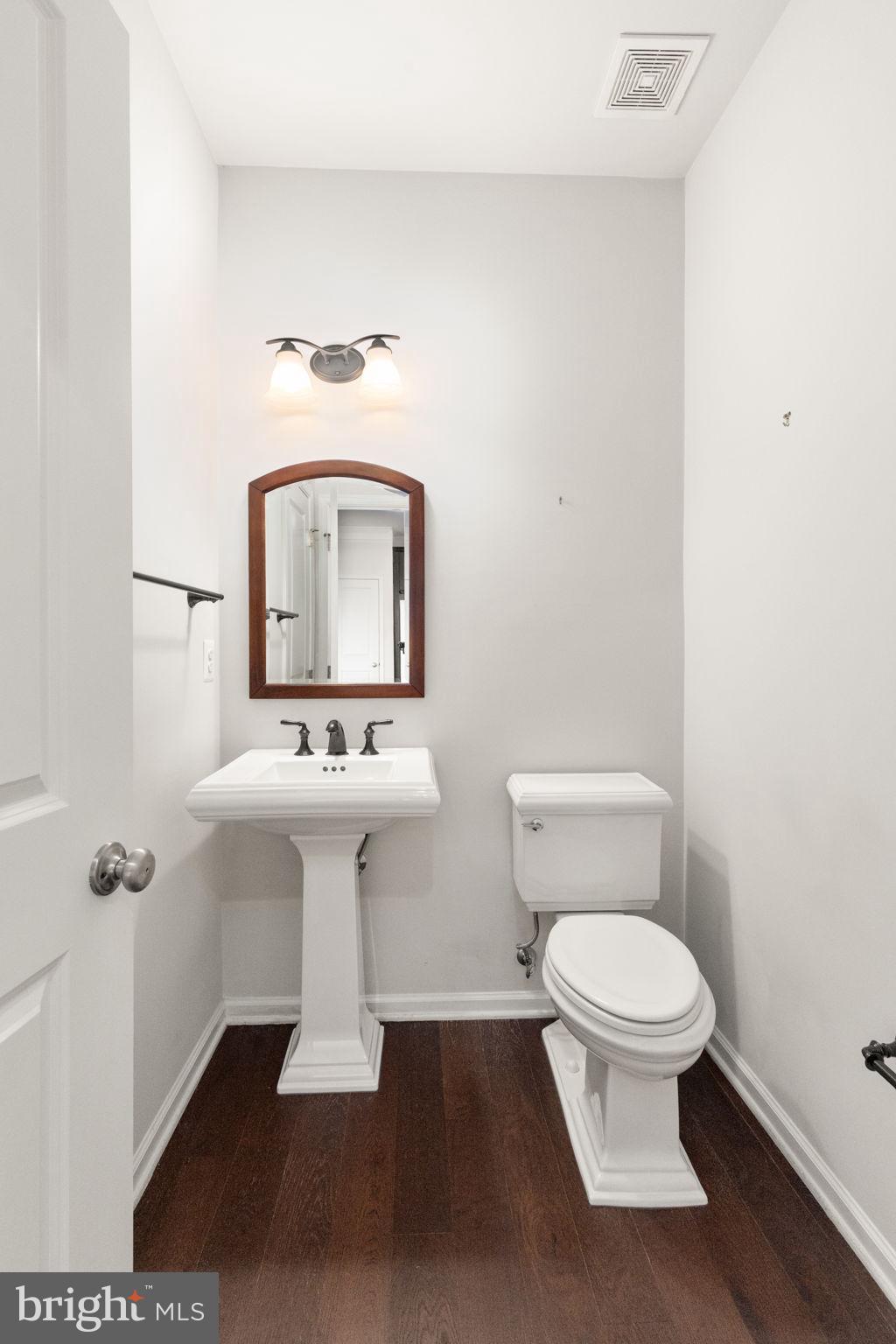 LAUREL RIDGE - Residential