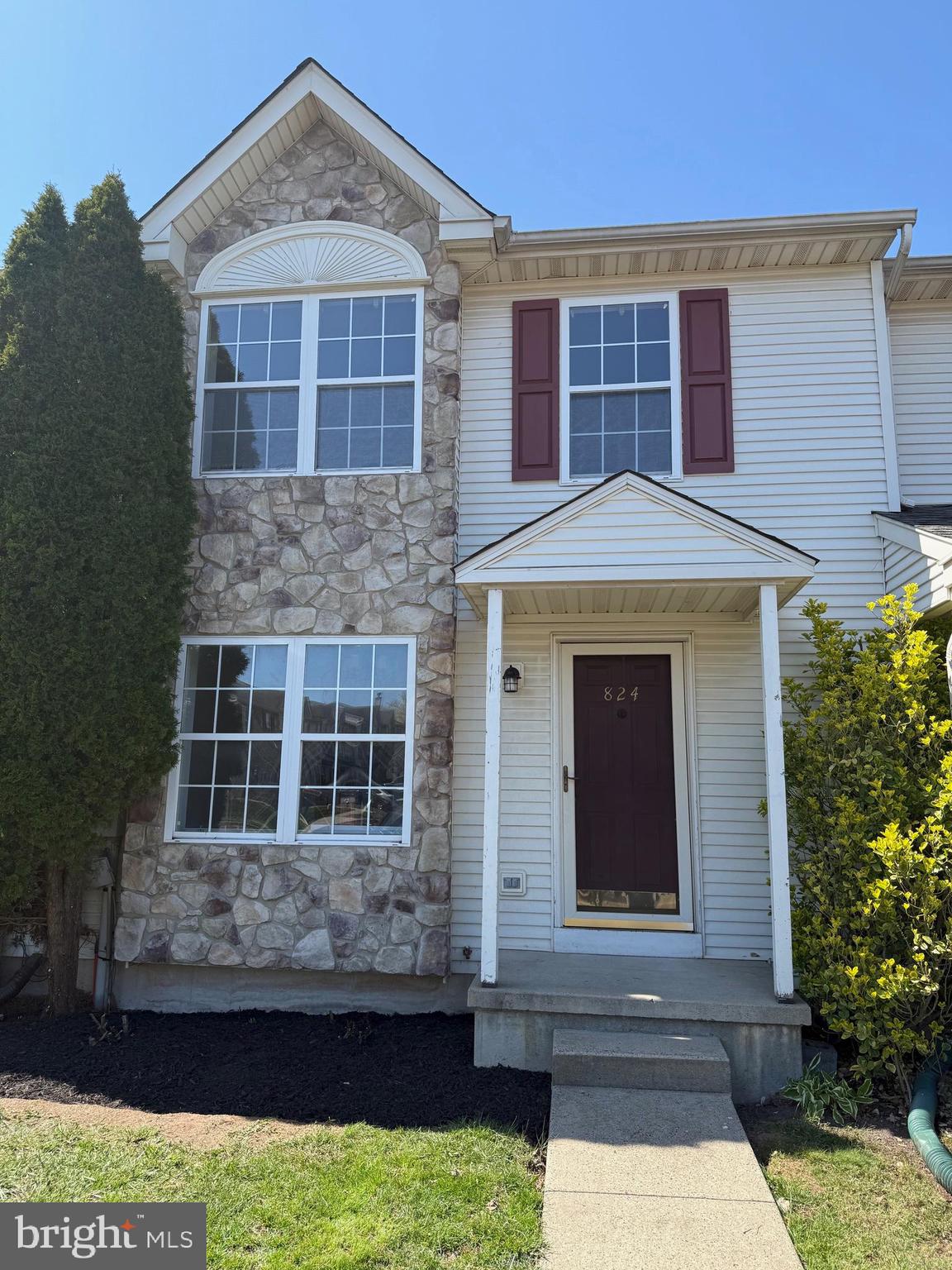 FAIRLAWN COURT - Residential Lease