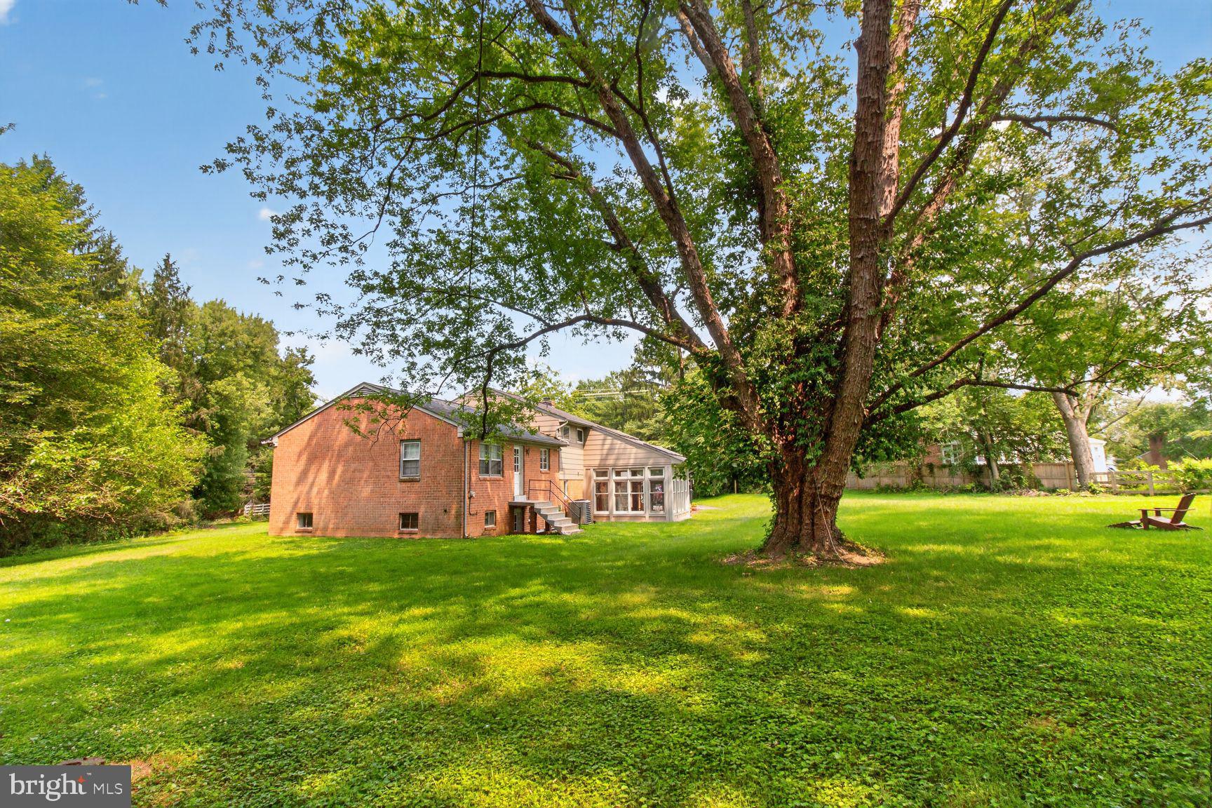 ANCIENT OAK - Residential