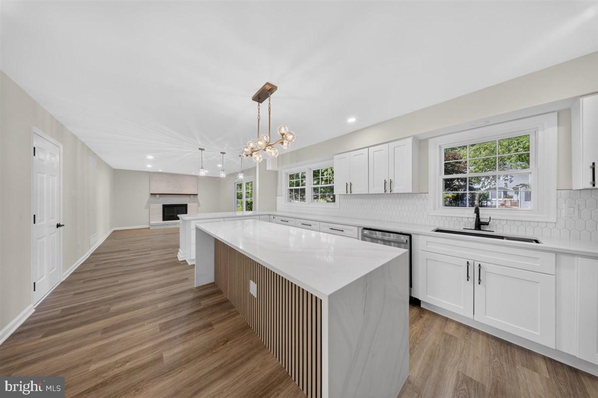 CHAPEL WOODS - Residential