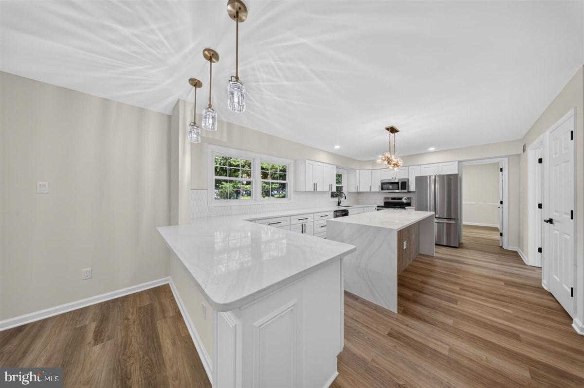 CHAPEL WOODS - Residential