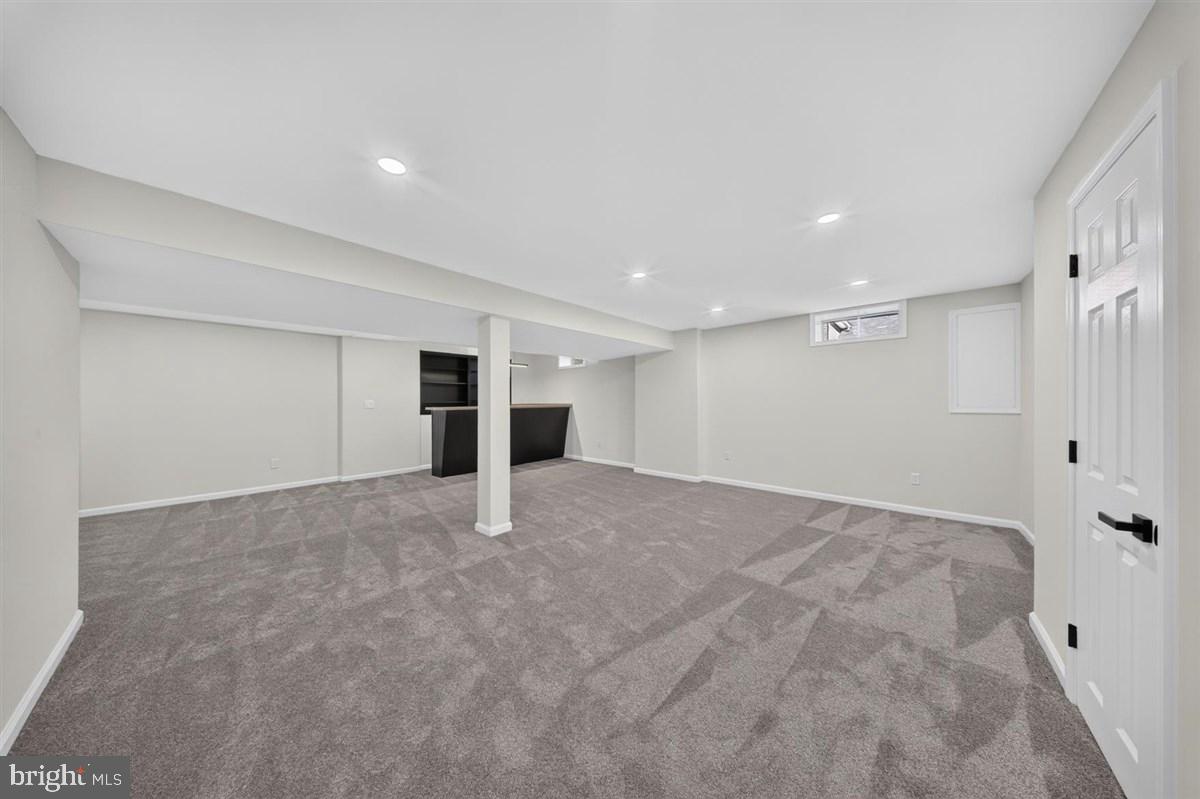 CHAPEL WOODS - Residential