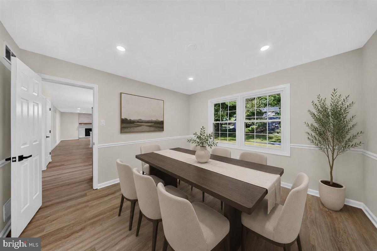 CHAPEL WOODS - Residential