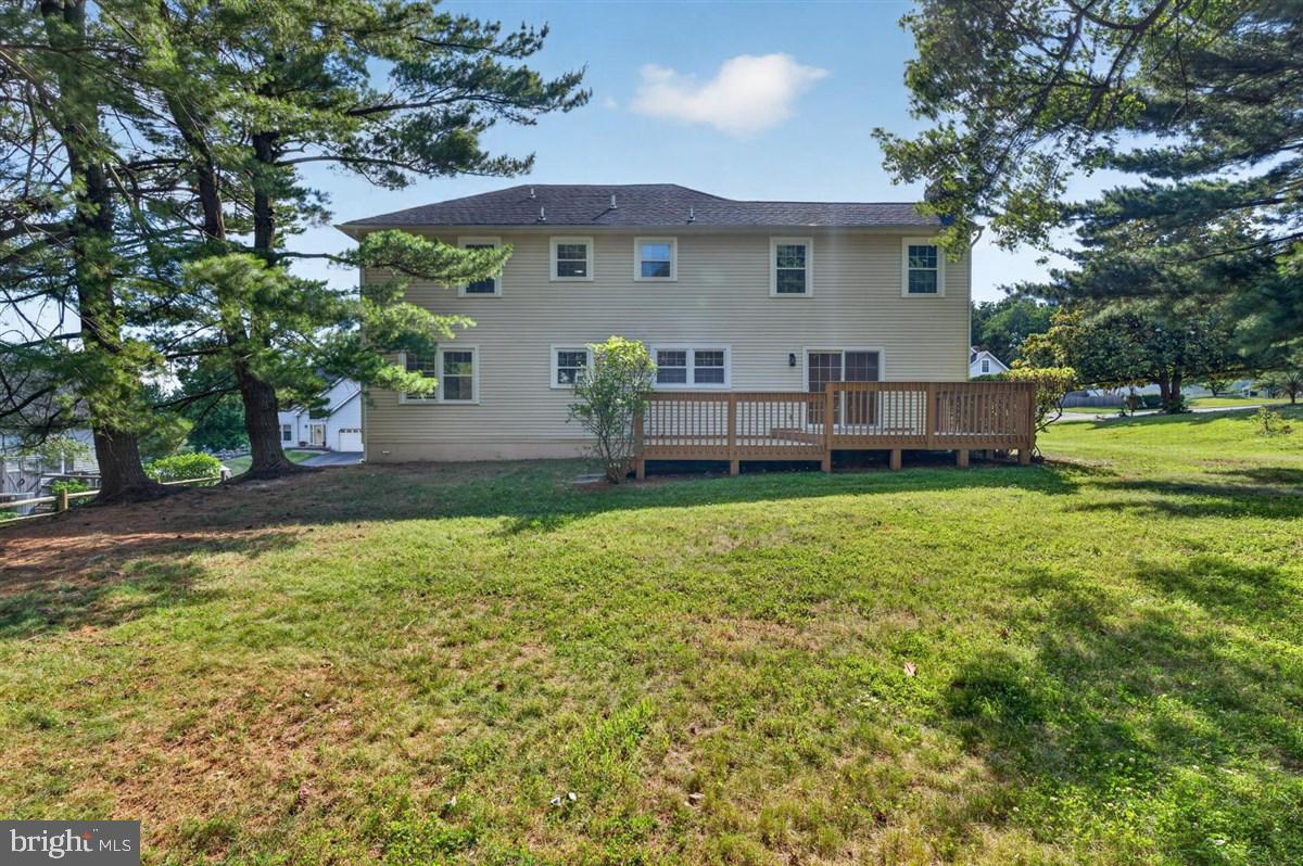 CHAPEL WOODS - Residential