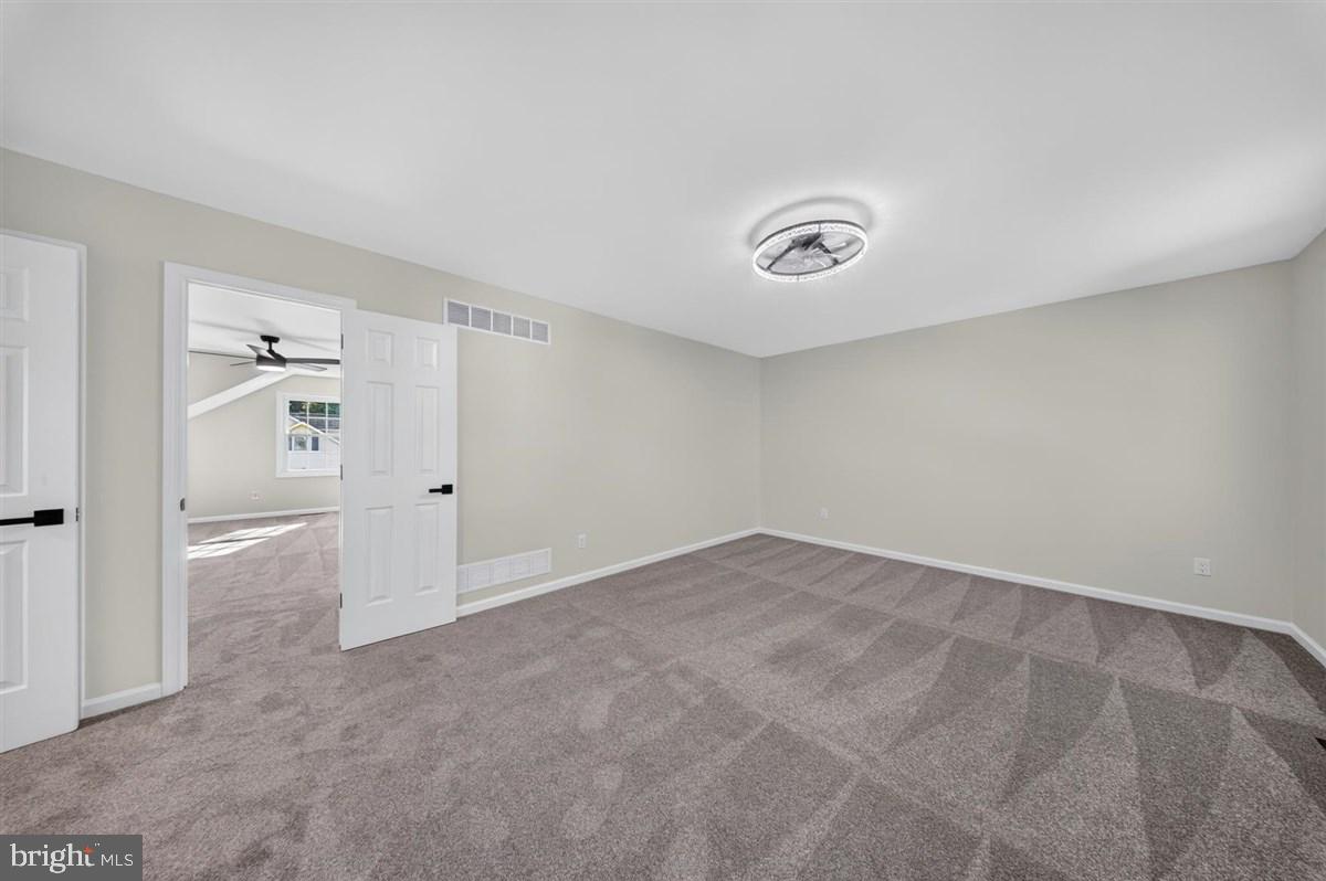 CHAPEL WOODS - Residential