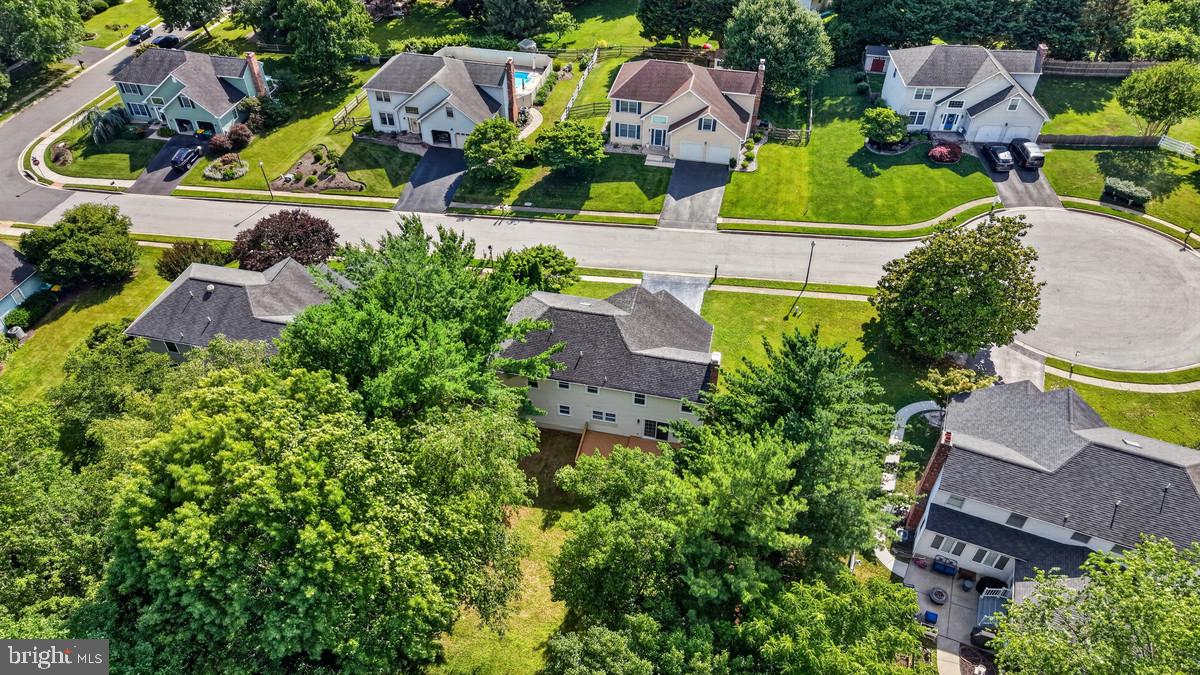 CHAPEL WOODS - Residential