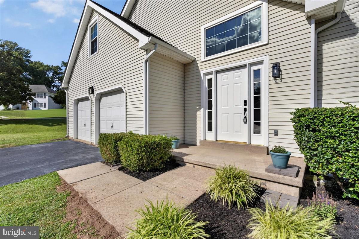 CHAPEL WOODS - Residential