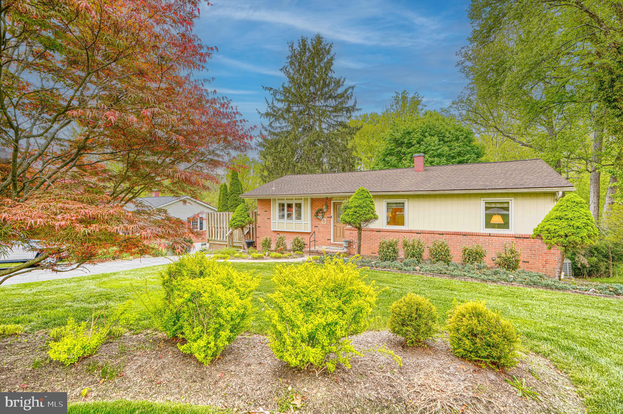 An immaculate rancher set in a tranquil, picturesque setting, this home backs to a soothing creek and offers an ideal blend of comfort, practicality, and generous space. Perfectly positioned on an expansive lot in a highly desirable location, the open-concept floor plan features 4 bedrooms and 2.5 baths, complemented by two decks and a patio that invite you to unwind and enjoy the peaceful natural surroundings.
The beautifully finished lower level includes a second kitchen and provides exceptional potential for an in-law suite, complete with a walkout to the rear patio and convenient access to the upper-level deck off the living and dining areas. Major mechanical systems have been thoughtfully updated, ensuring ease of living and long-term peace of mind.