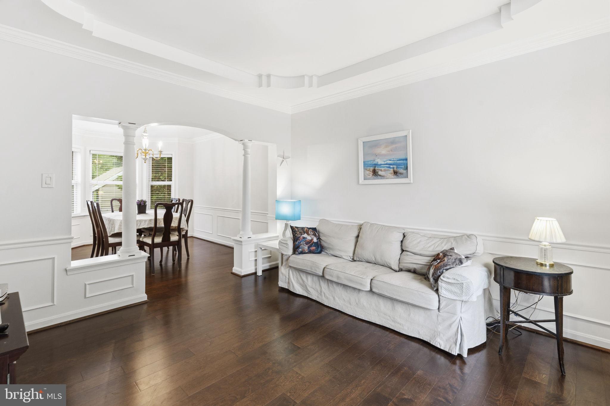 FOREST LAKES - Residential