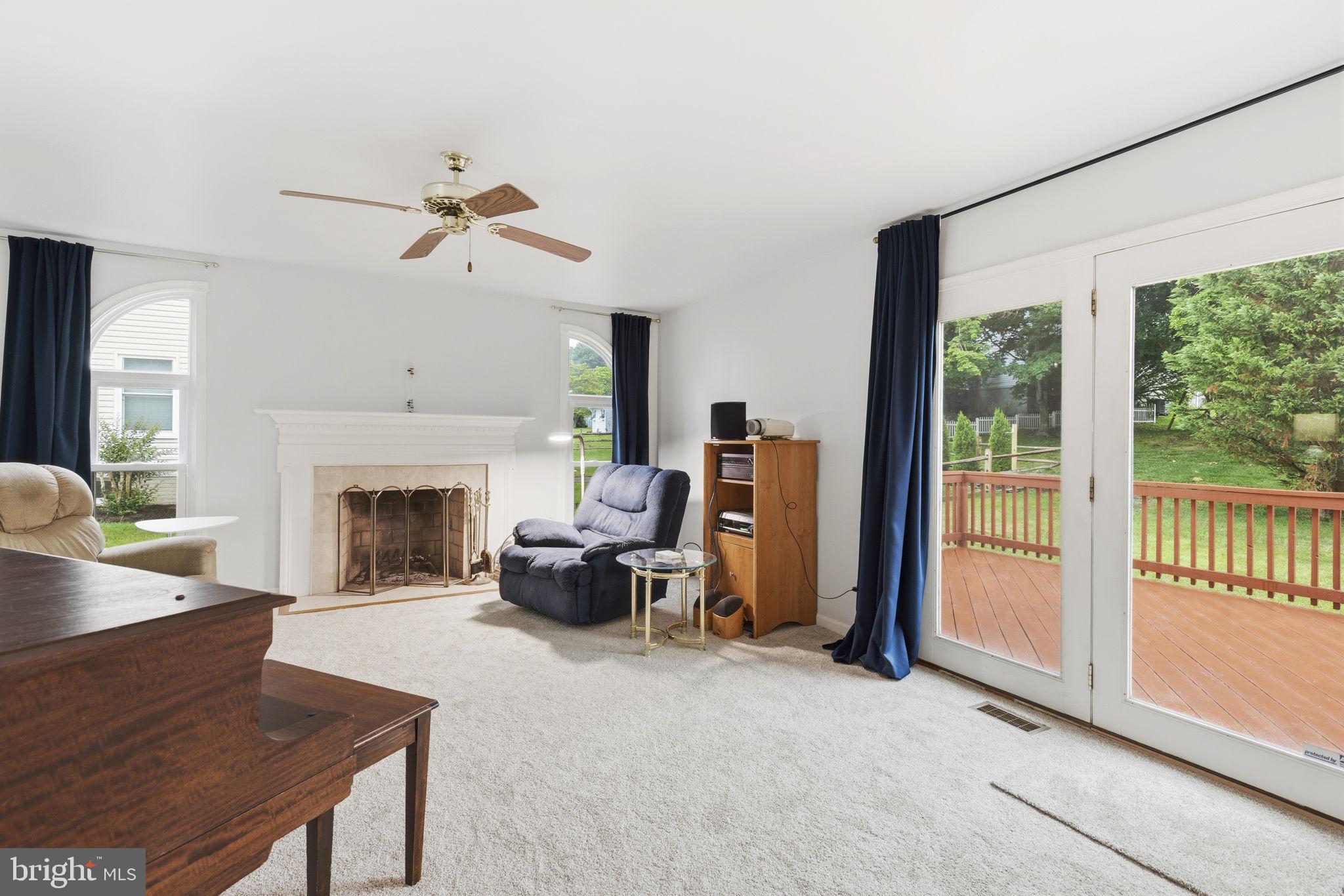 FOREST LAKES - Residential