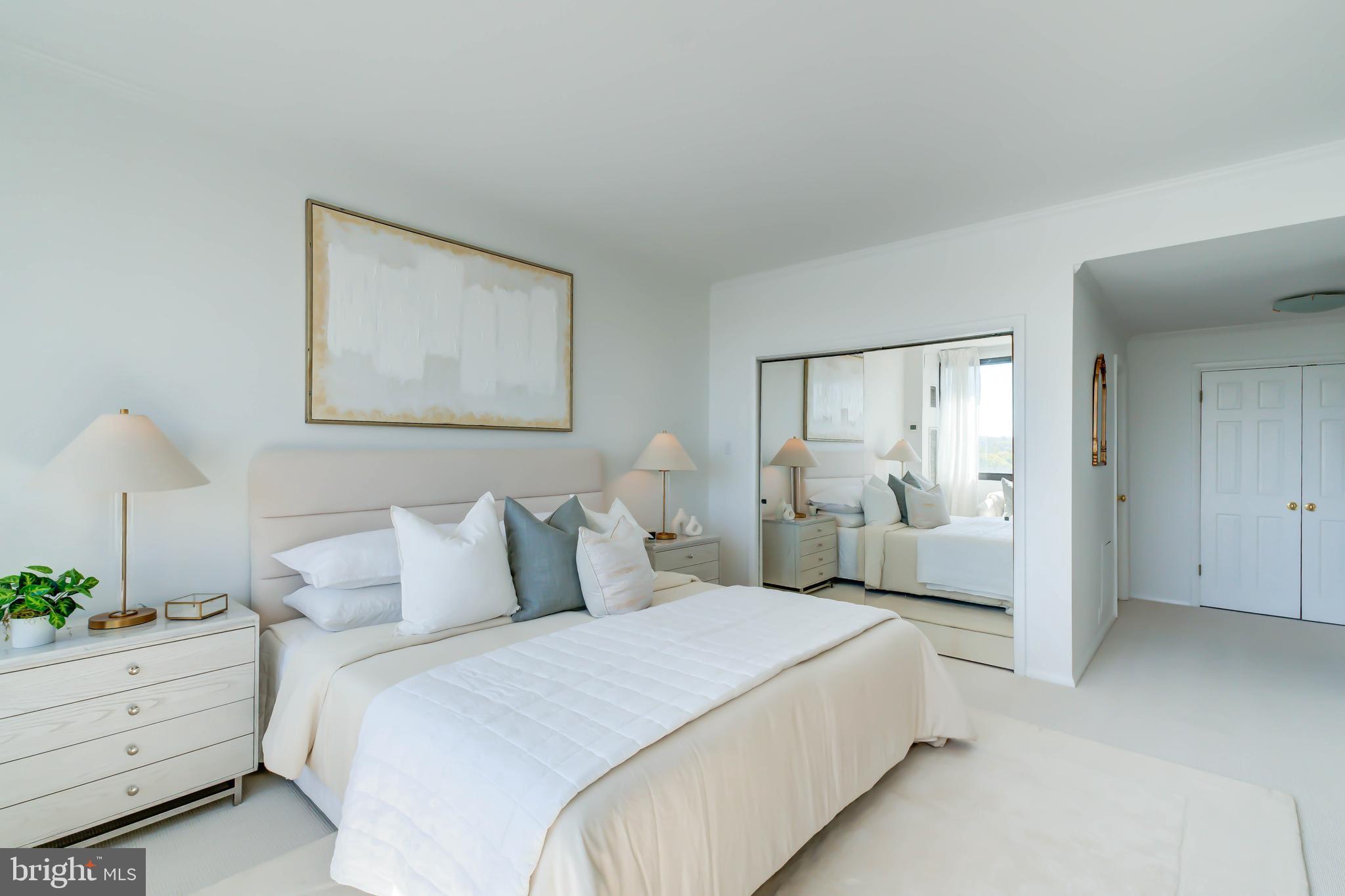 FOGGY BOTTOM - Residential