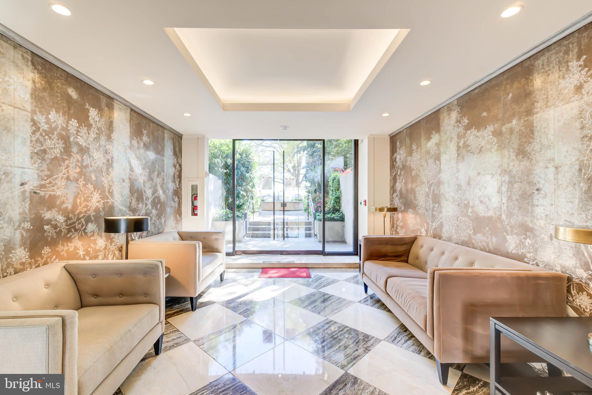 FOGGY BOTTOM - Residential