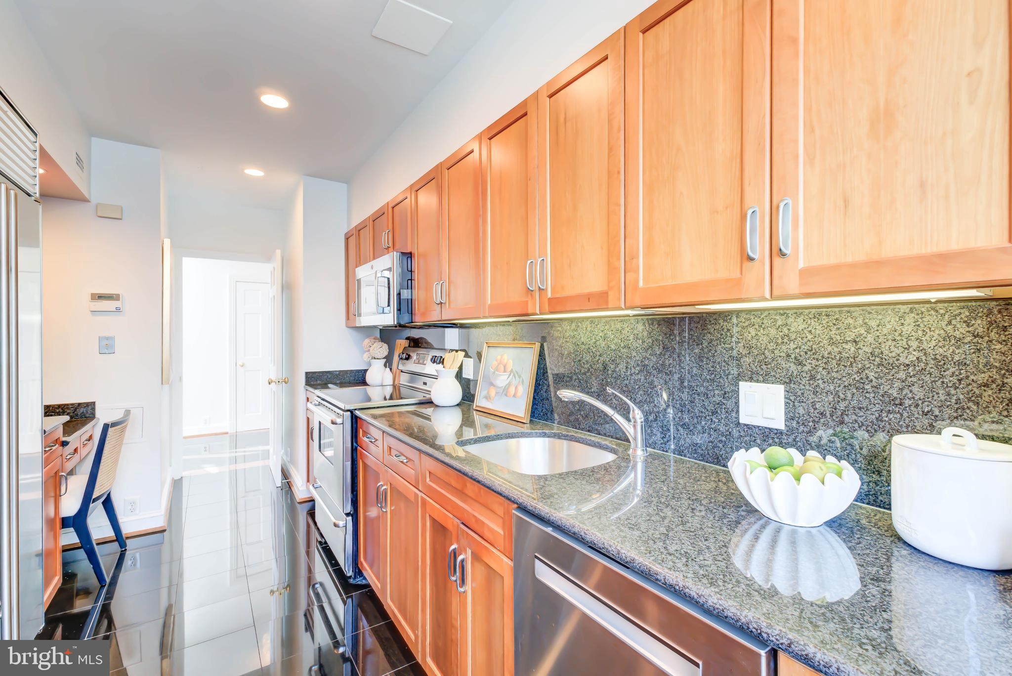 FOGGY BOTTOM - Residential