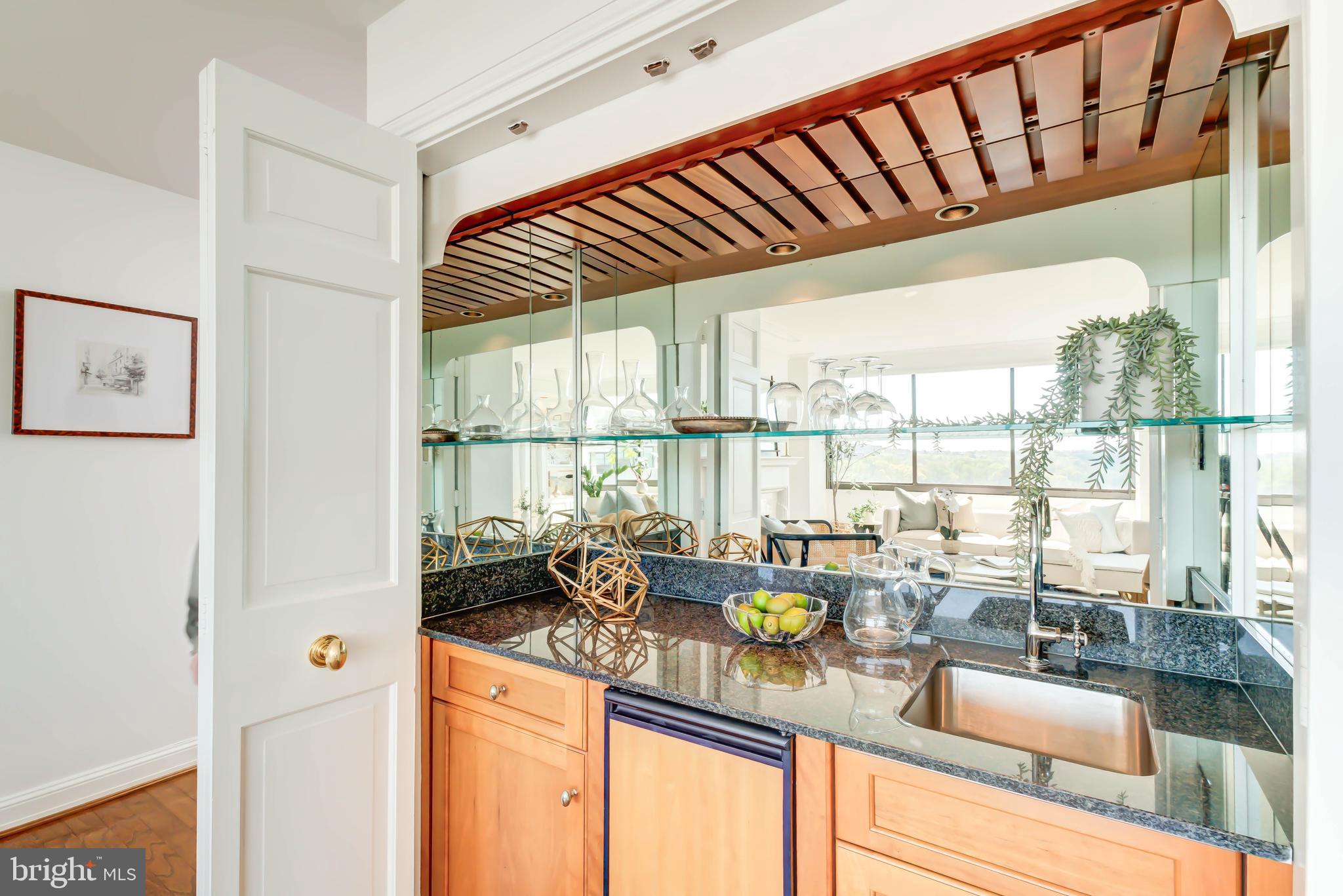 FOGGY BOTTOM - Residential