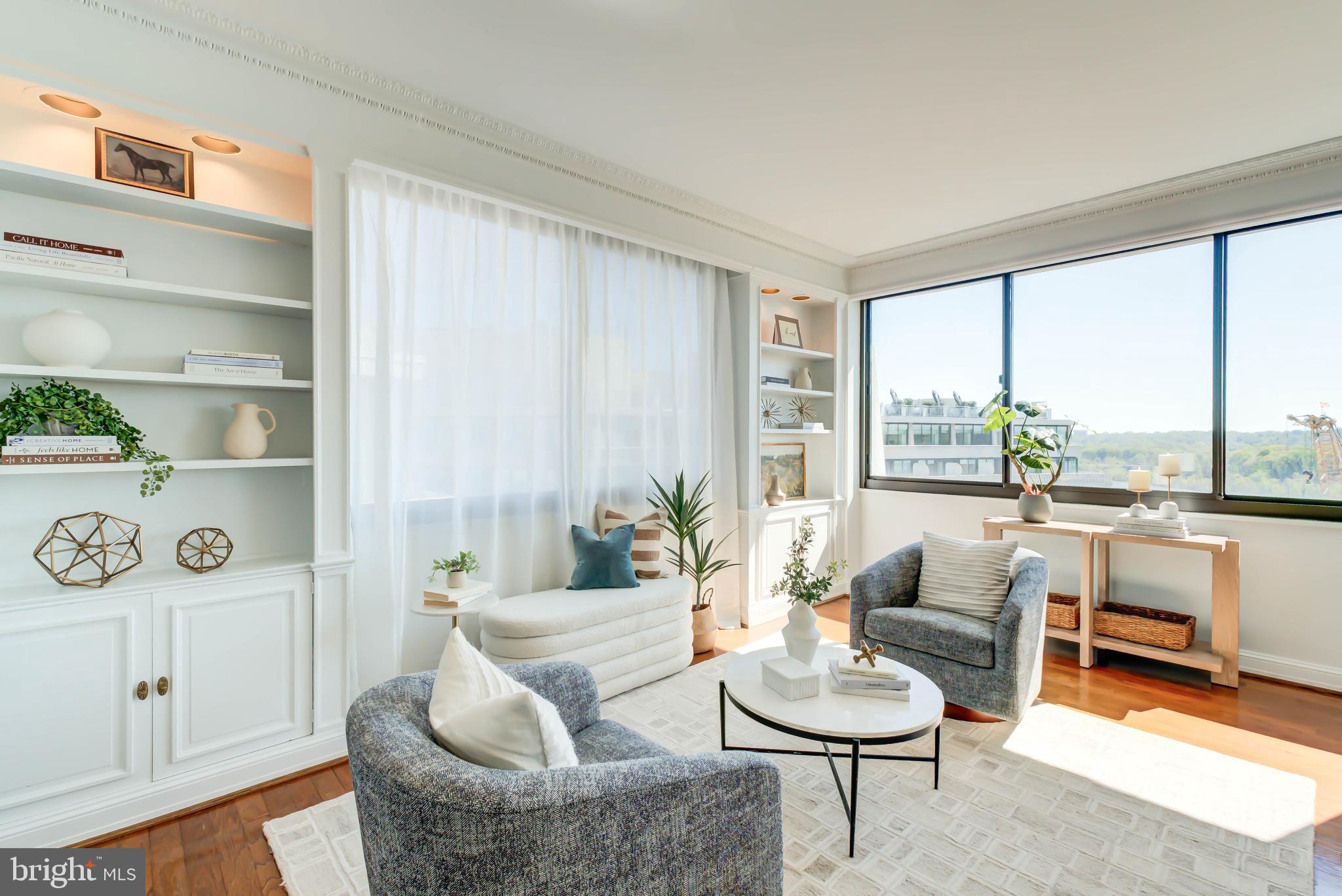 FOGGY BOTTOM - Residential