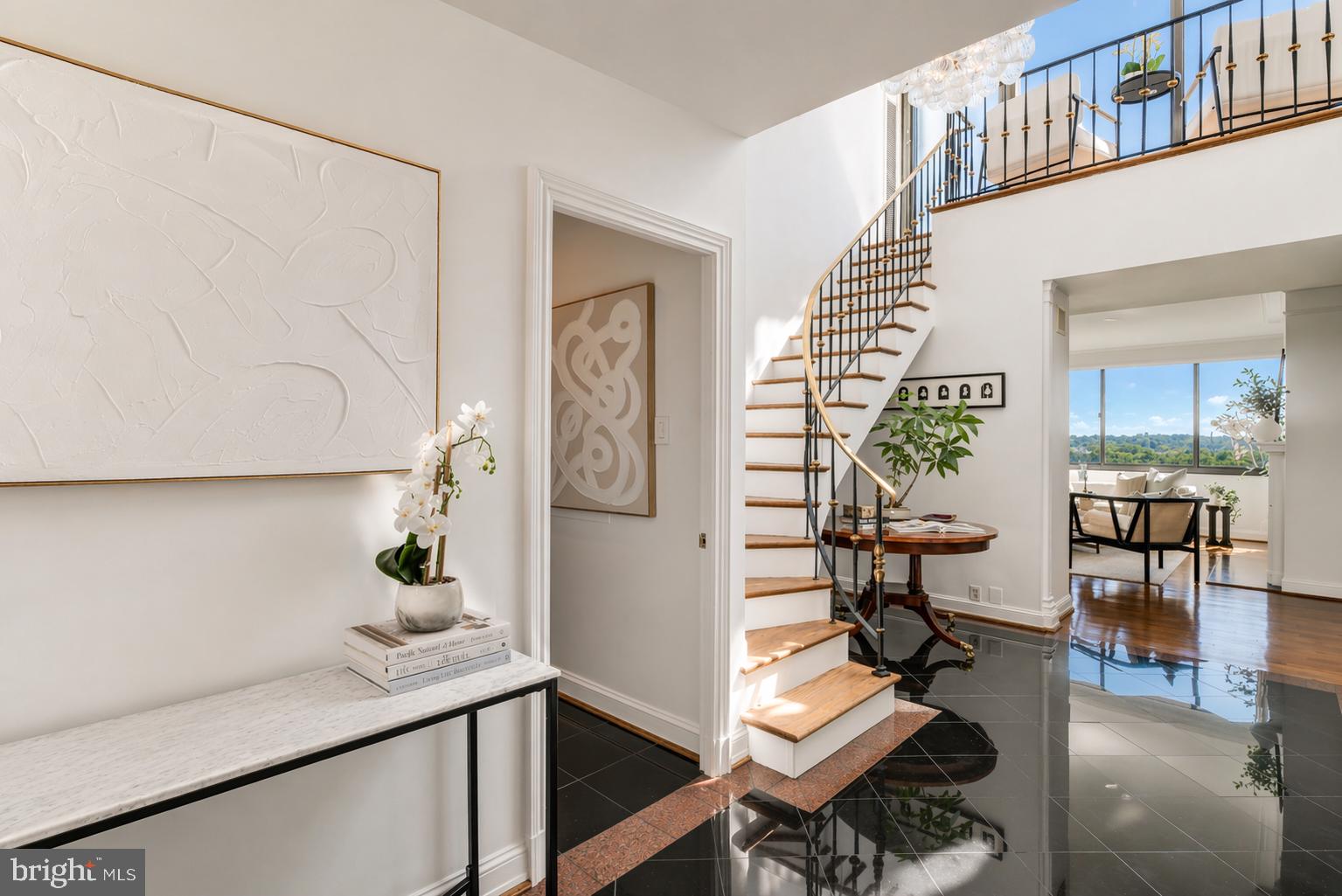 FOGGY BOTTOM - Residential