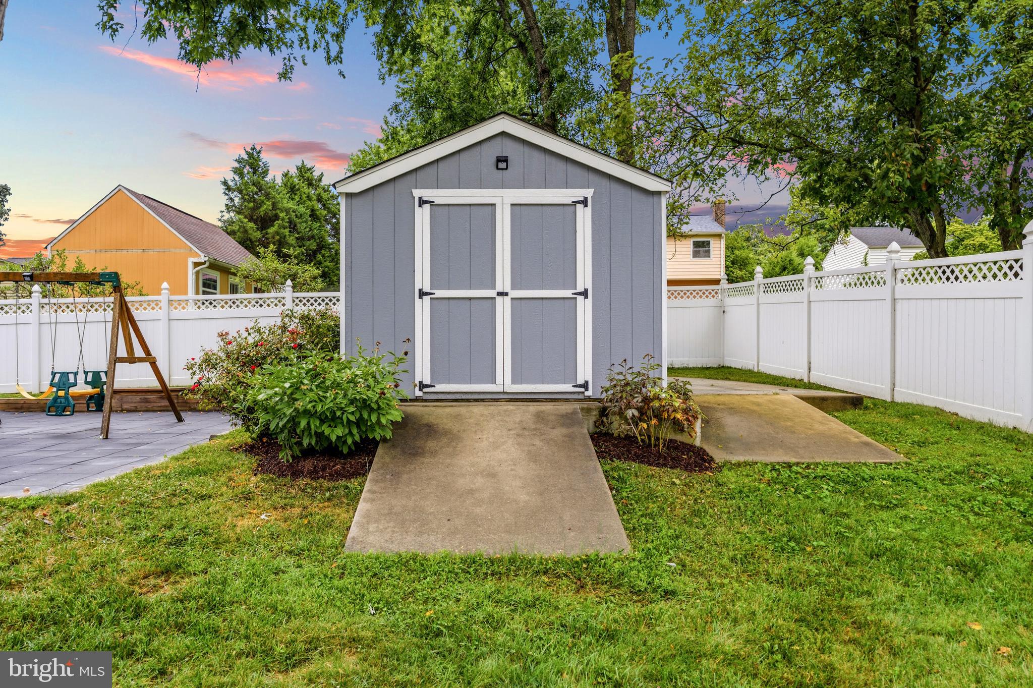 NEEDWOOD ESTATES - Residential