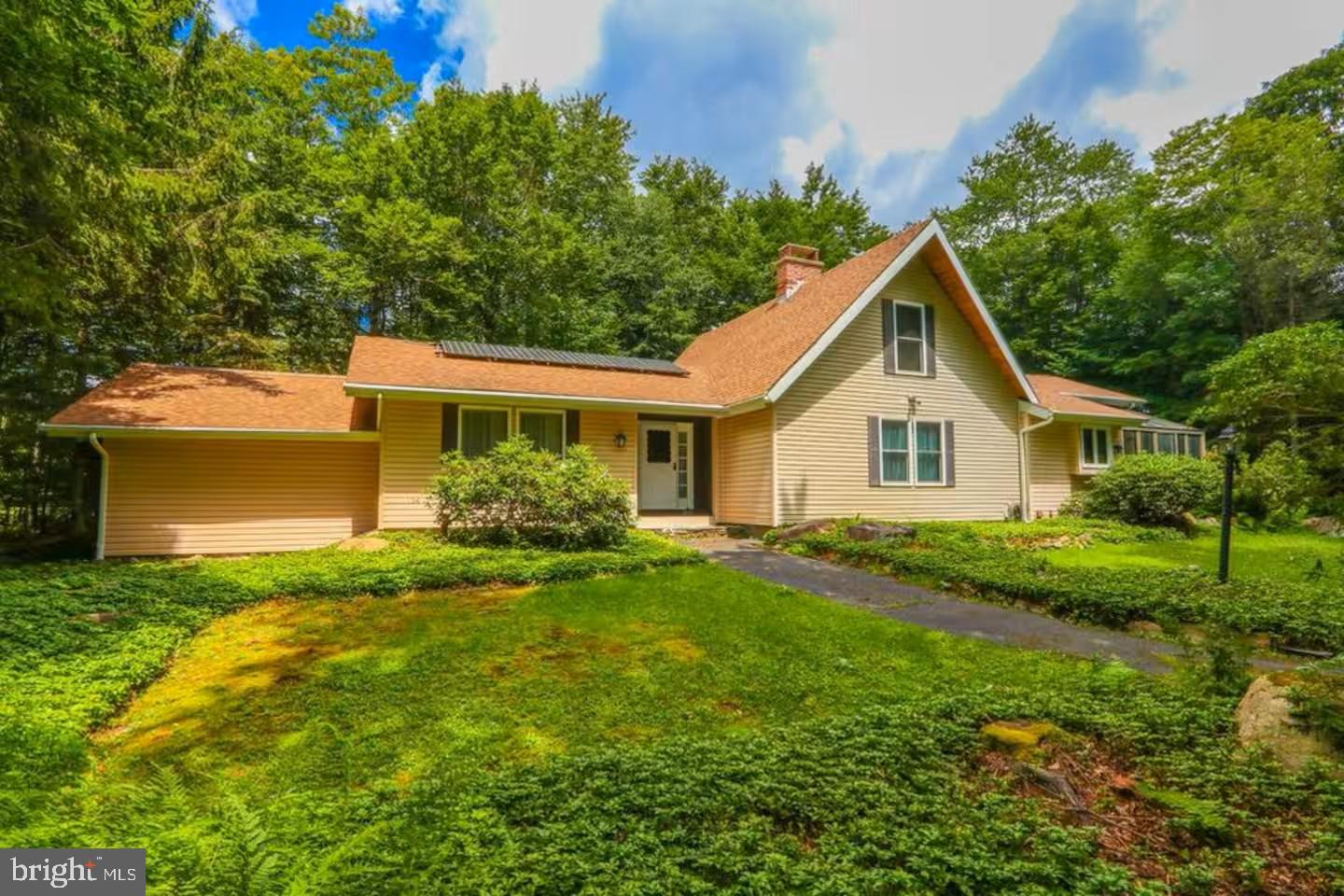 POCONO FARMS - Residential