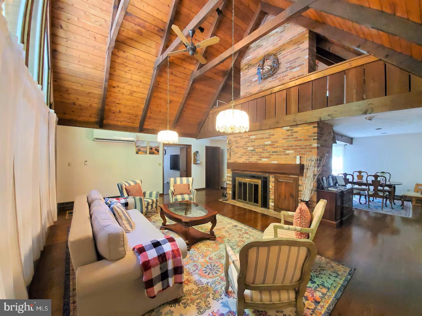 POCONO FARMS - Residential