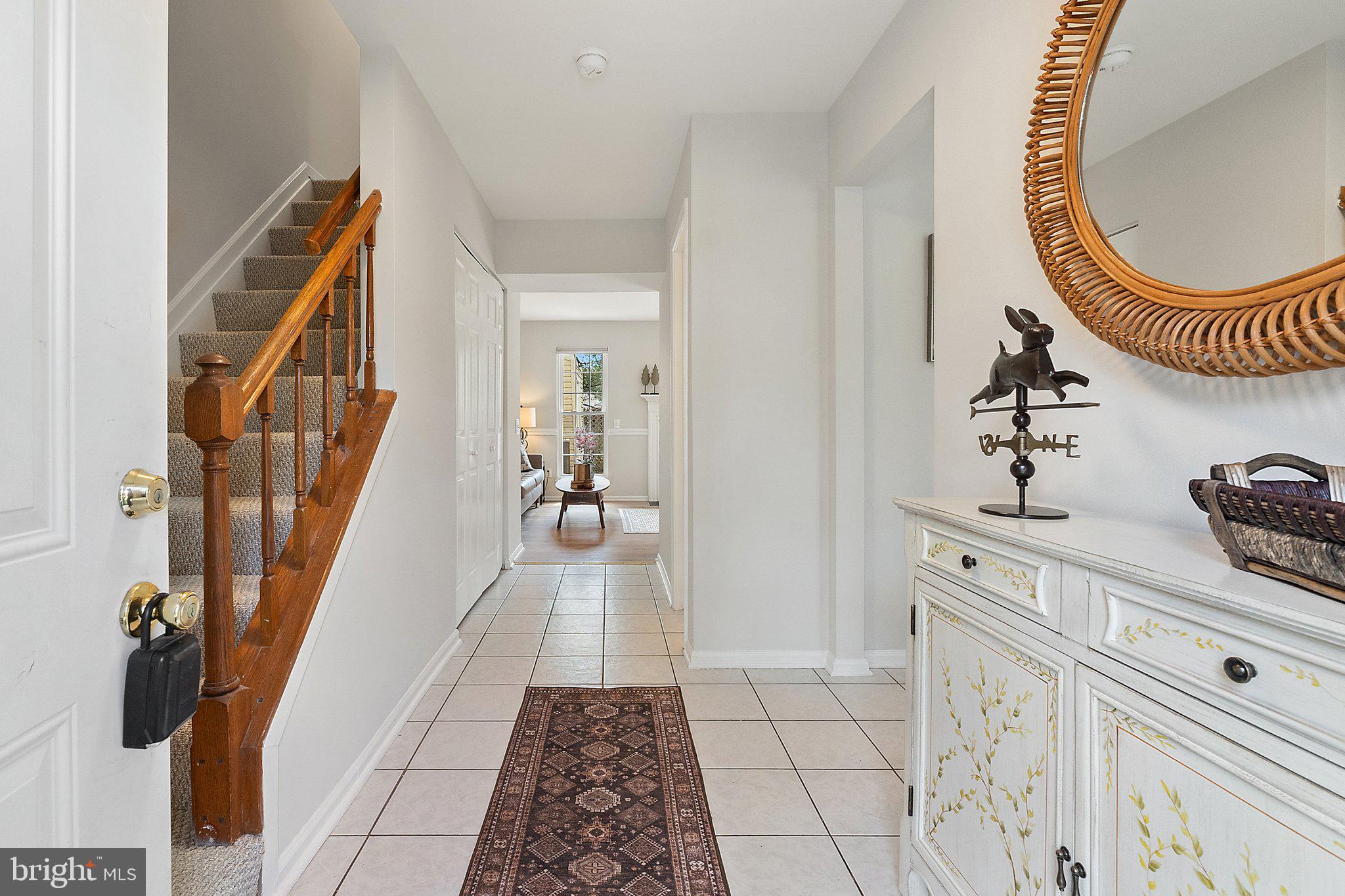 LONDON TOWN WEST - Residential