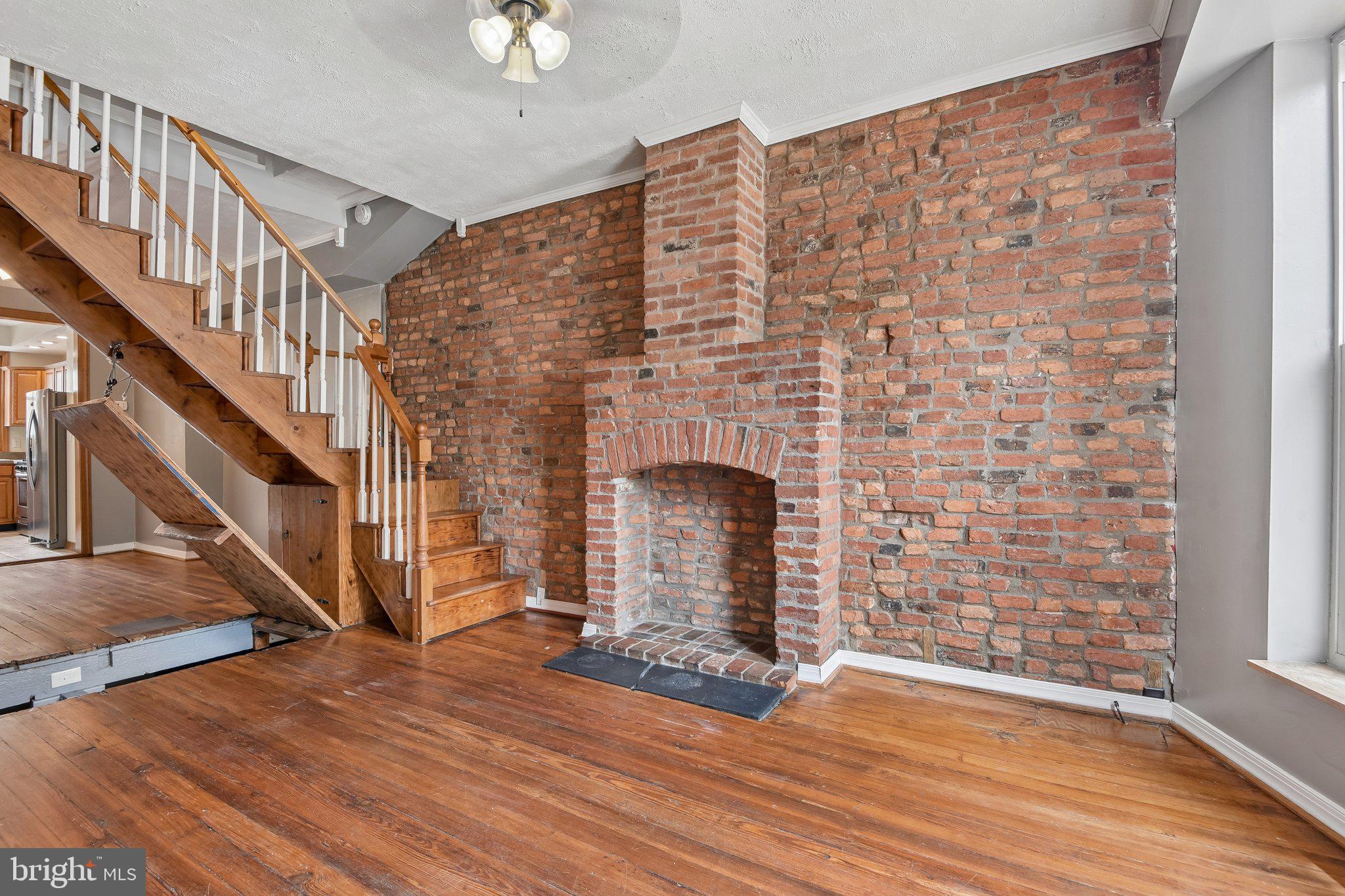WASHINGTON VILLAGE - Residential
