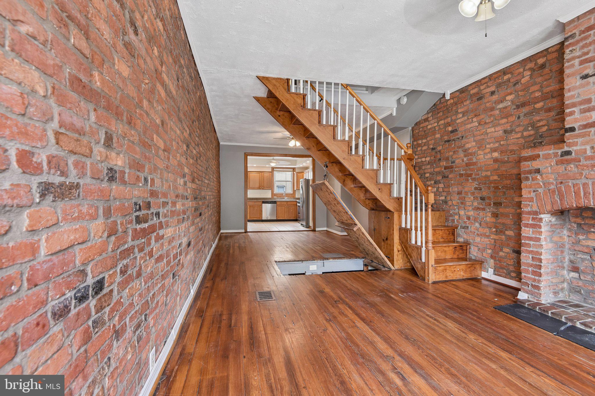 WASHINGTON VILLAGE - Residential