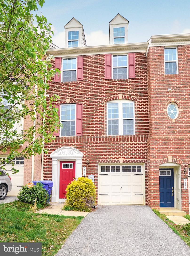 ADAMS CROSSING - Residential