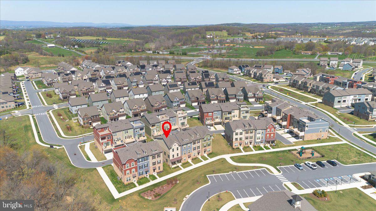 VILLAGES OF URBANA - Residential Lease