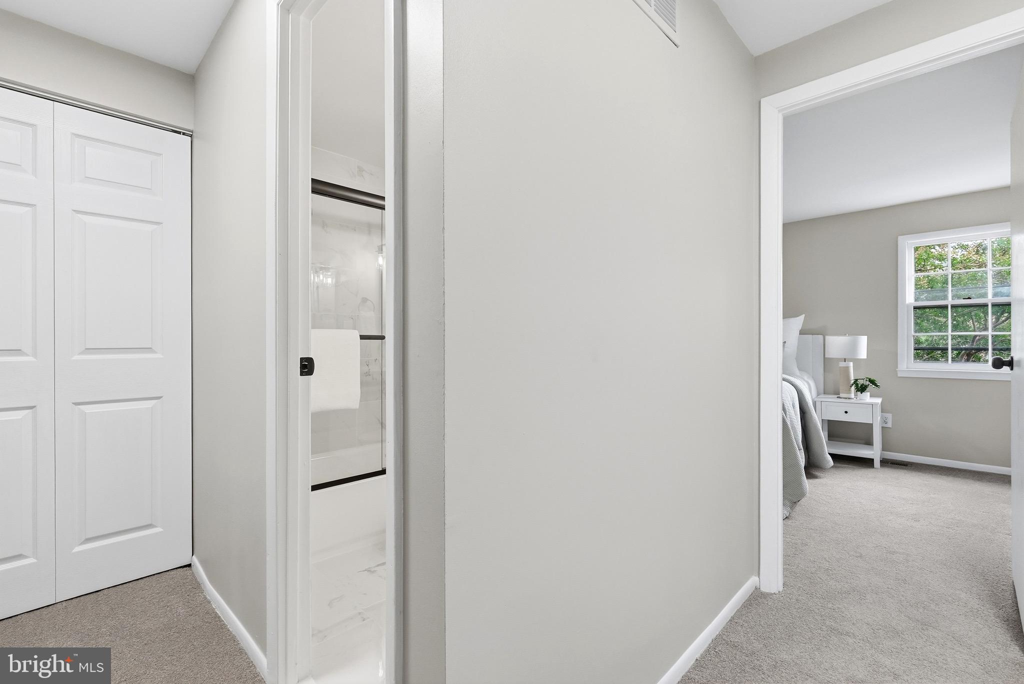 CROFTON SQUARE - Residential