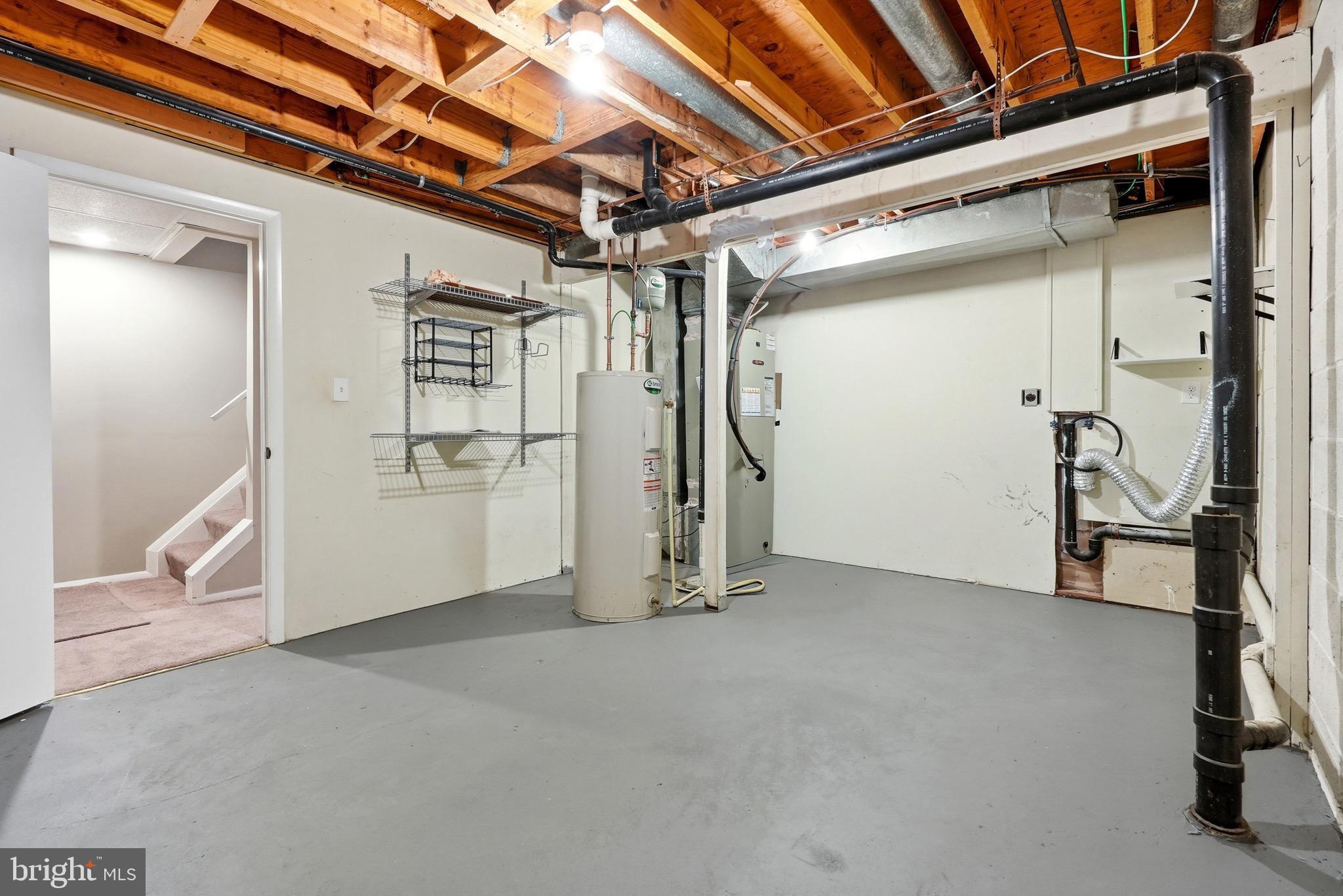 CROFTON SQUARE - Residential