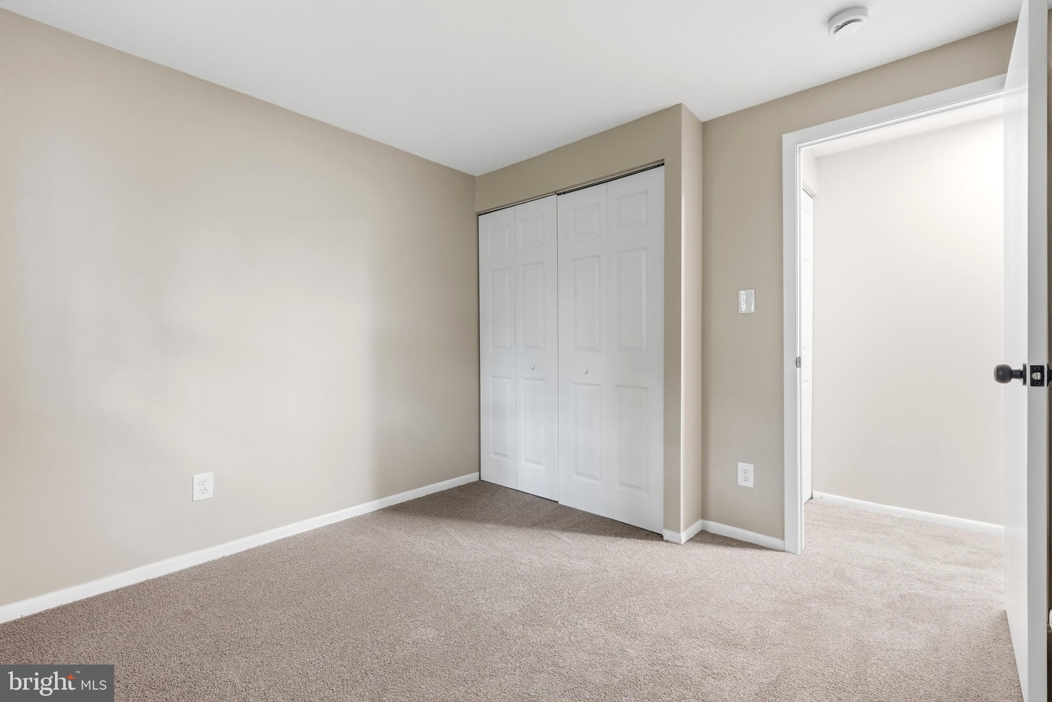 CROFTON SQUARE - Residential