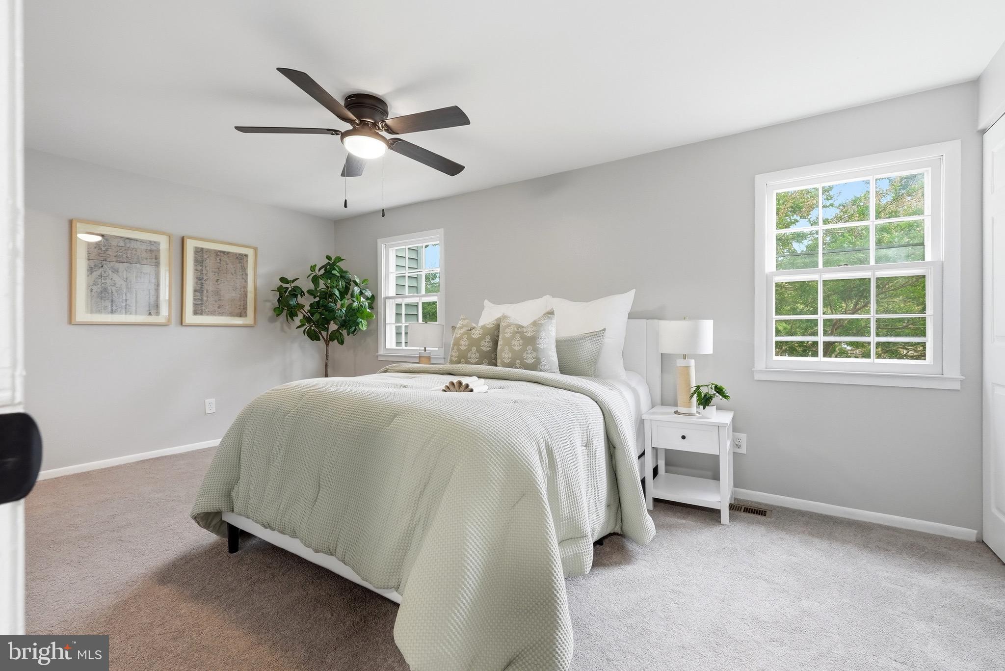 CROFTON SQUARE - Residential