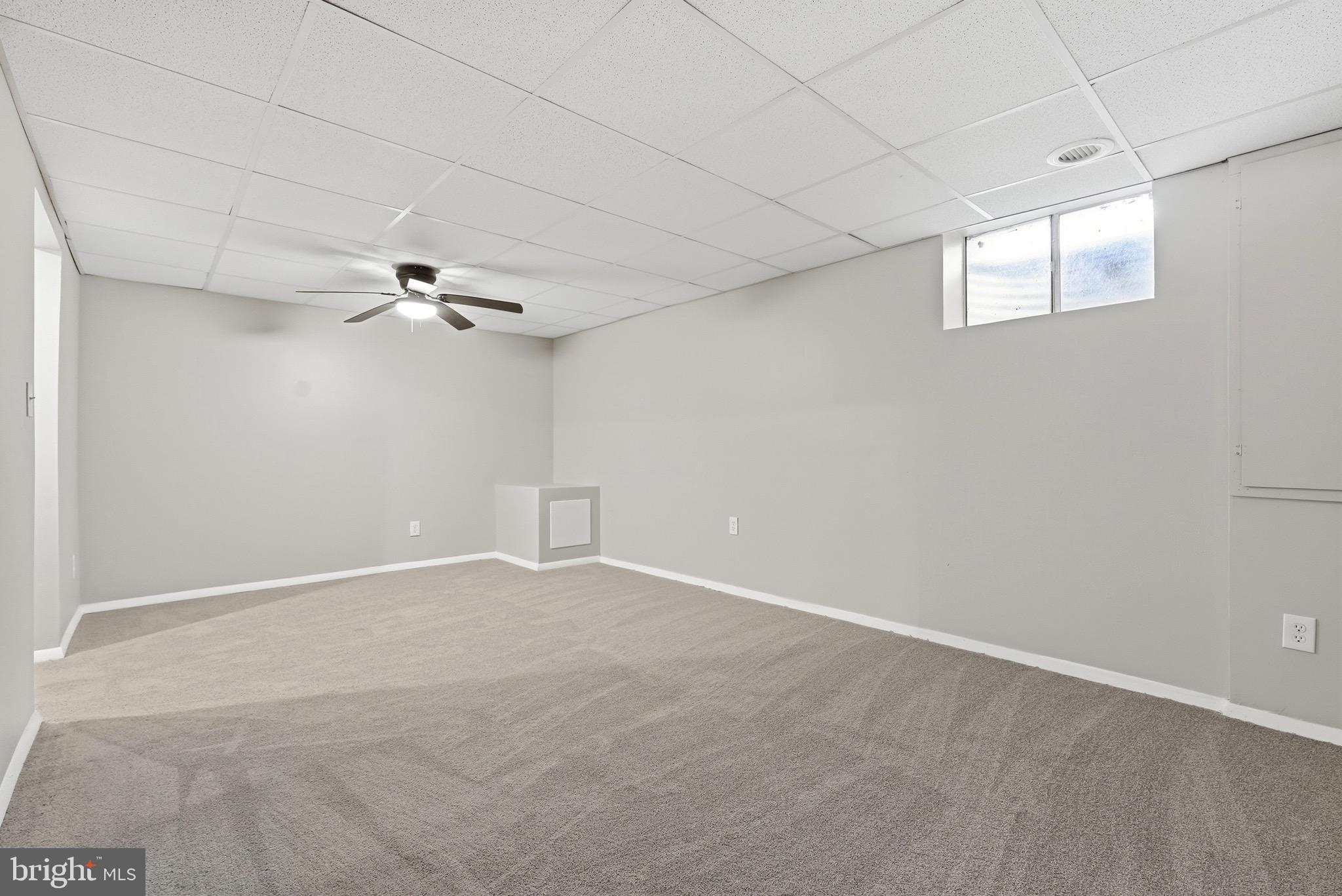 CROFTON SQUARE - Residential