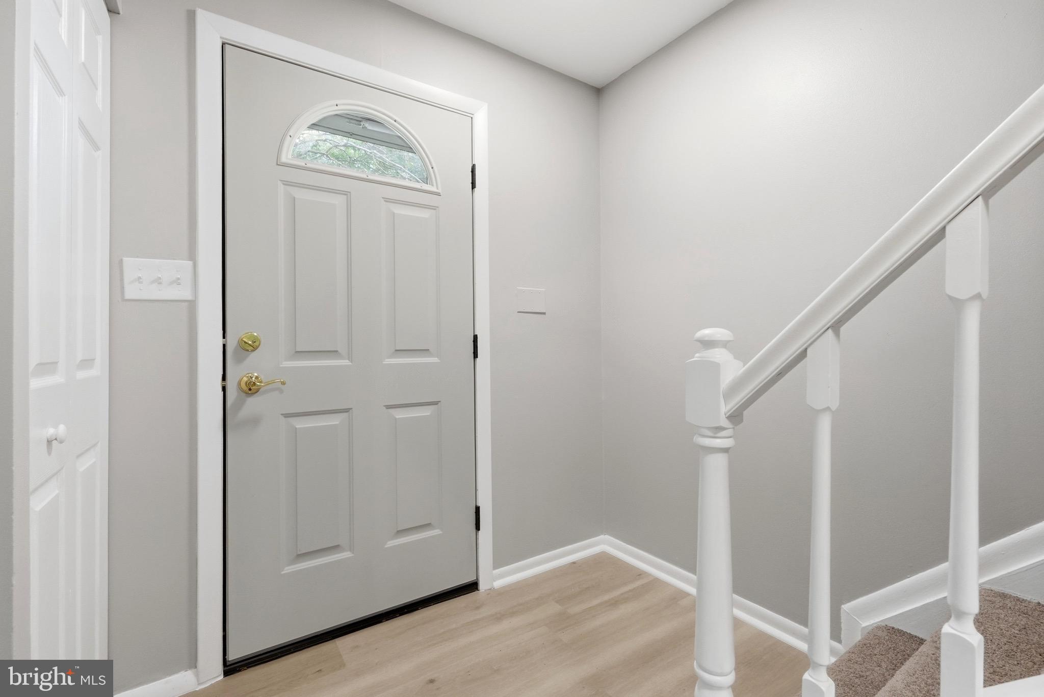 CROFTON SQUARE - Residential